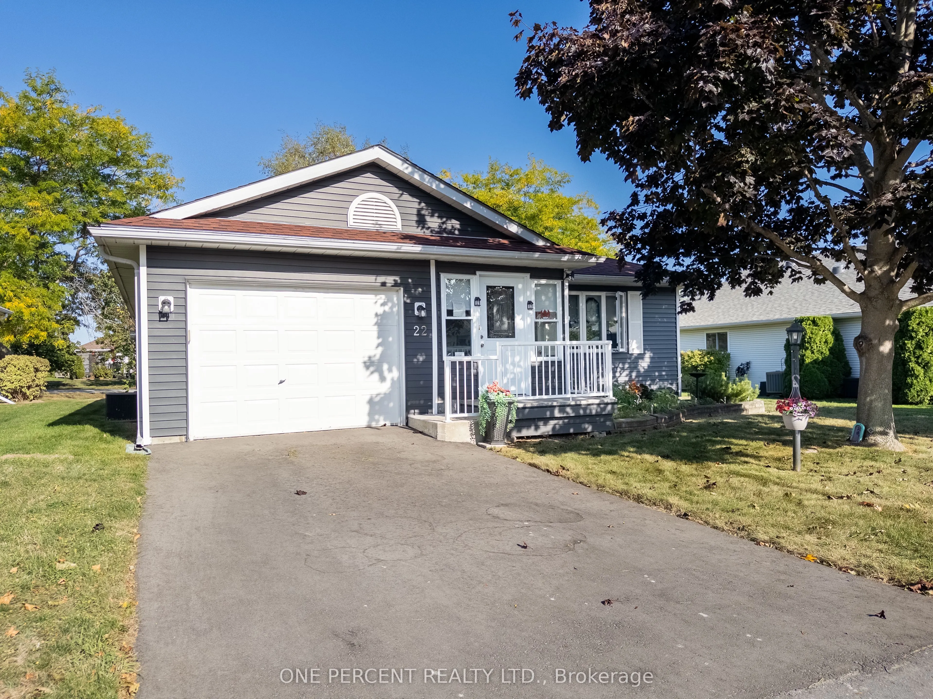 22 HERITAGE Drive