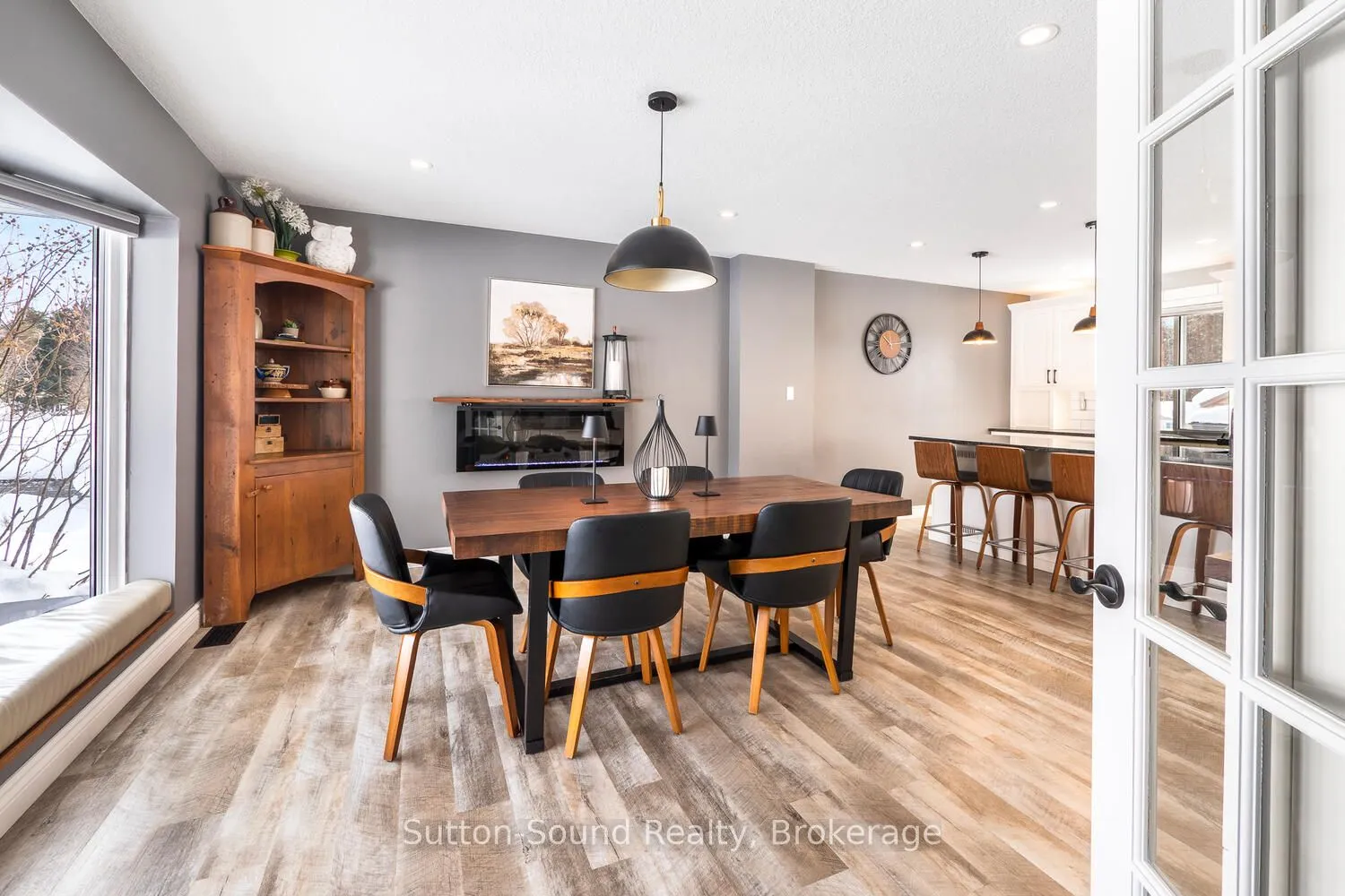 35 Pine Tree Drive