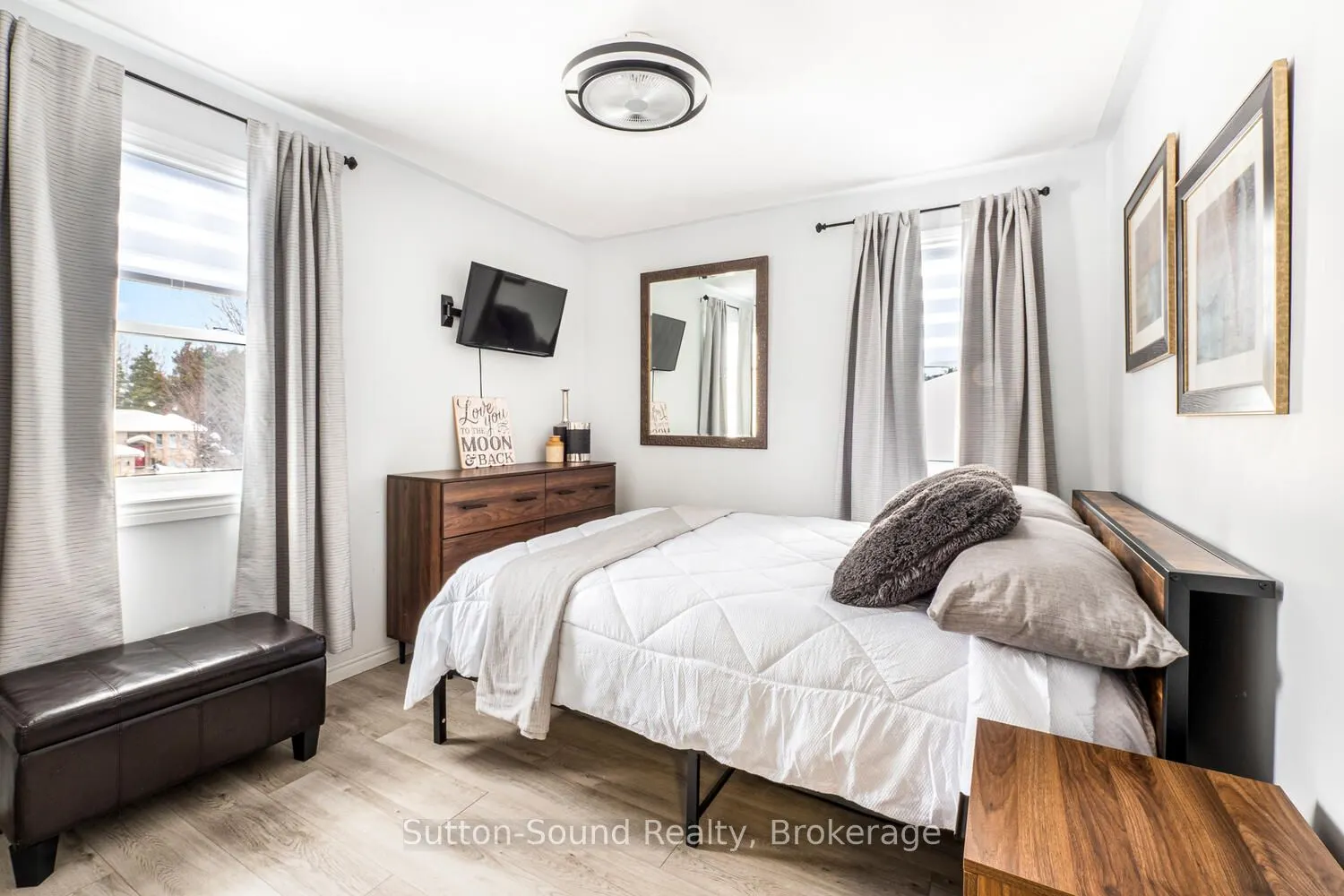35 Pine Tree Drive