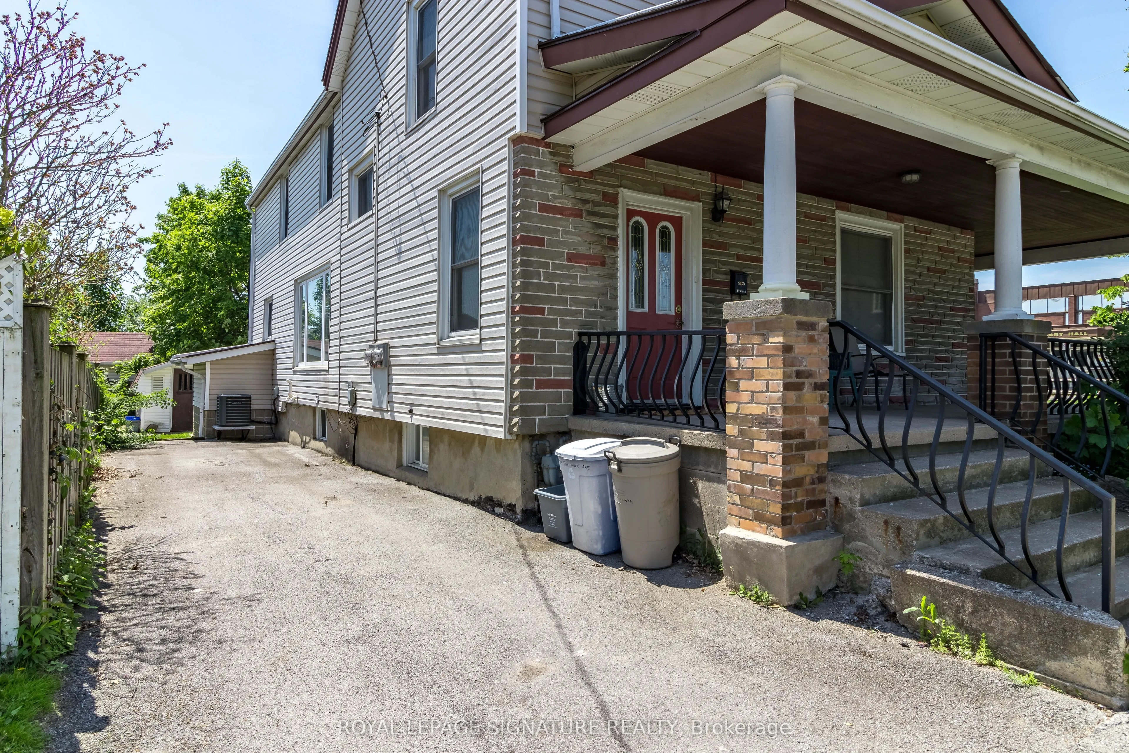 23 Sullivan Avenue