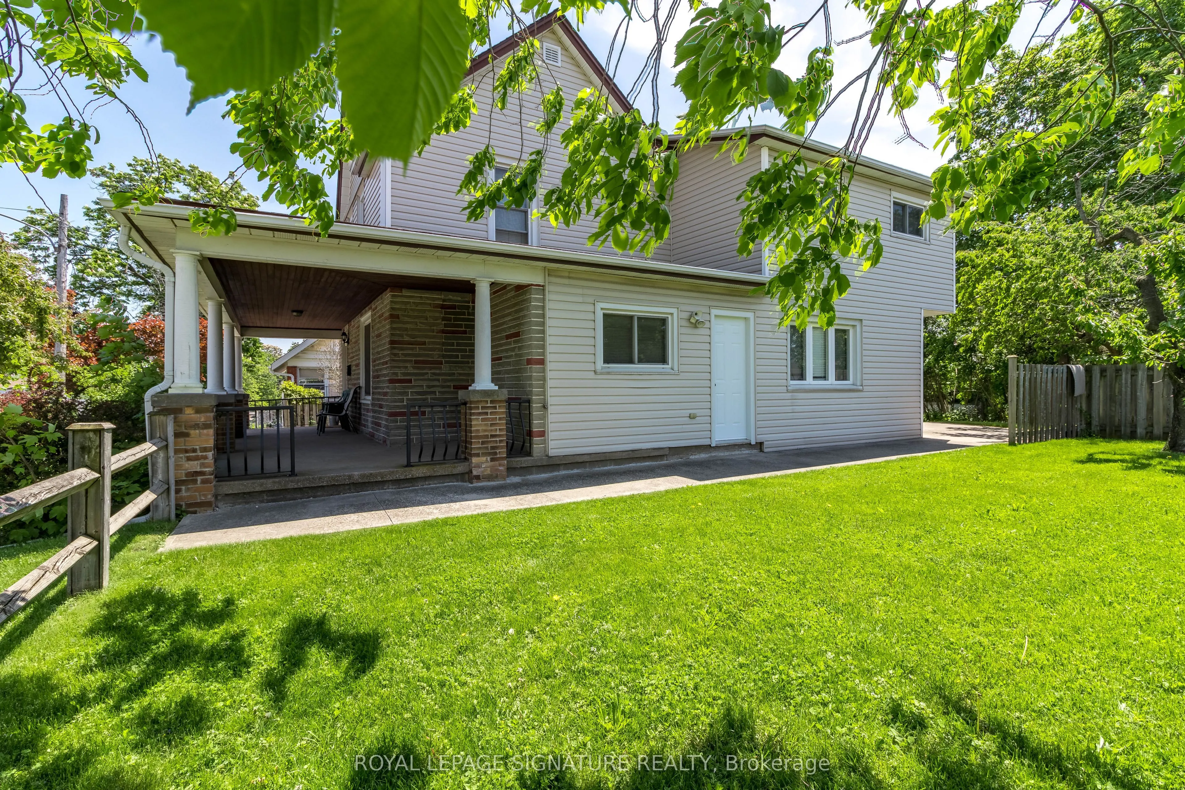 23 Sullivan Avenue