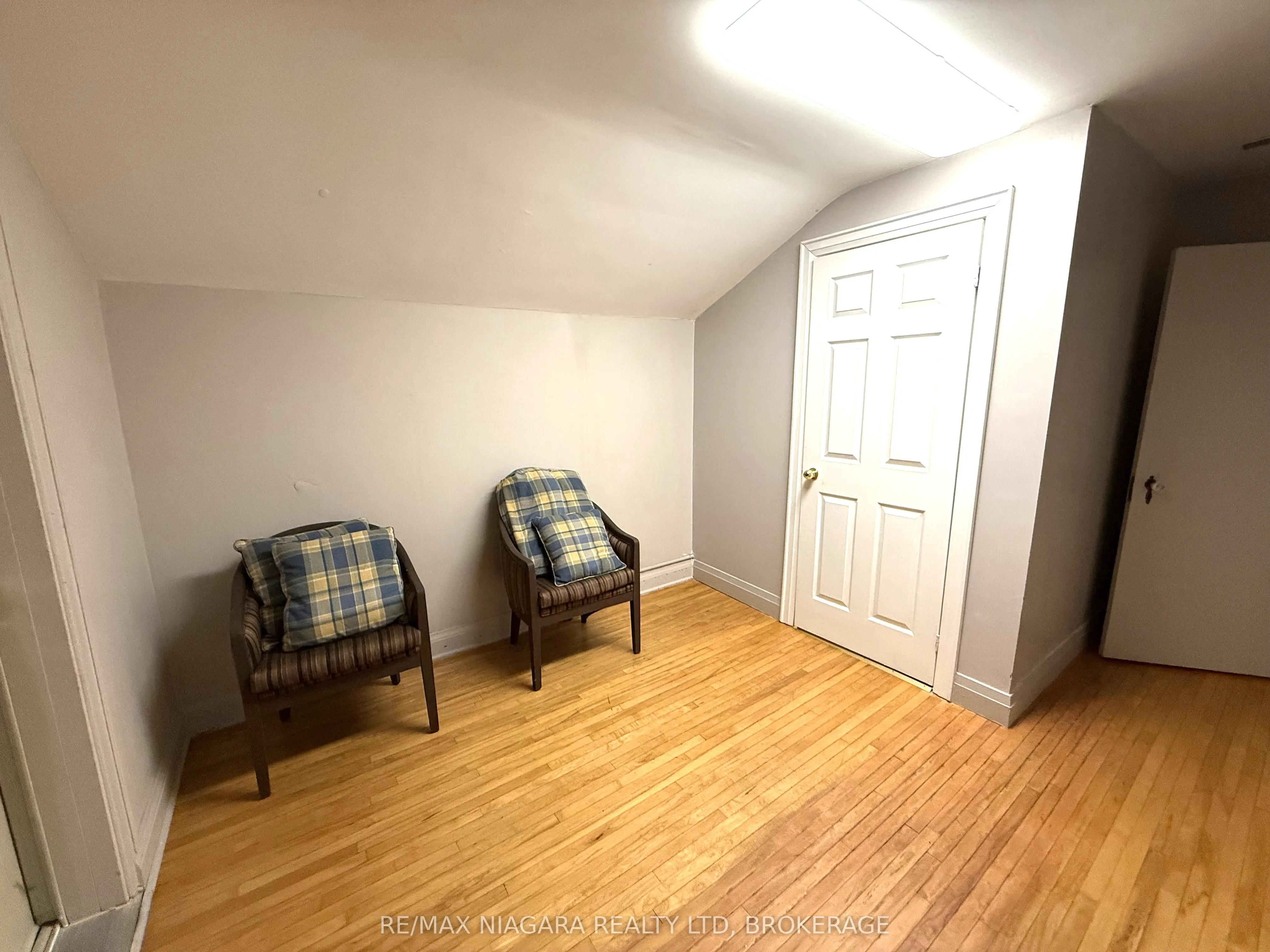 177 Niagara Boulevard
