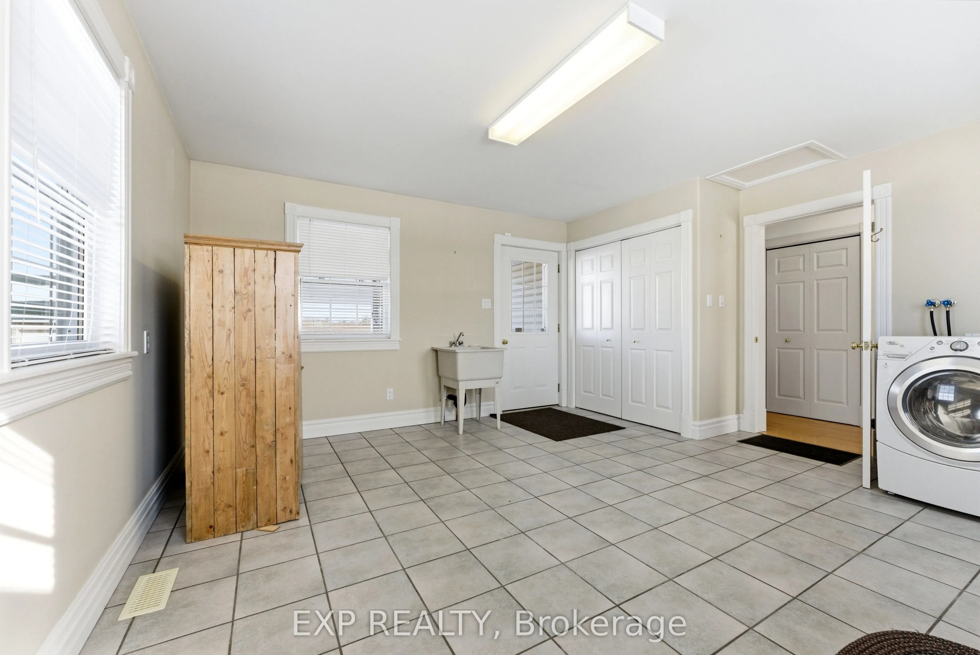 53 Rockies Road