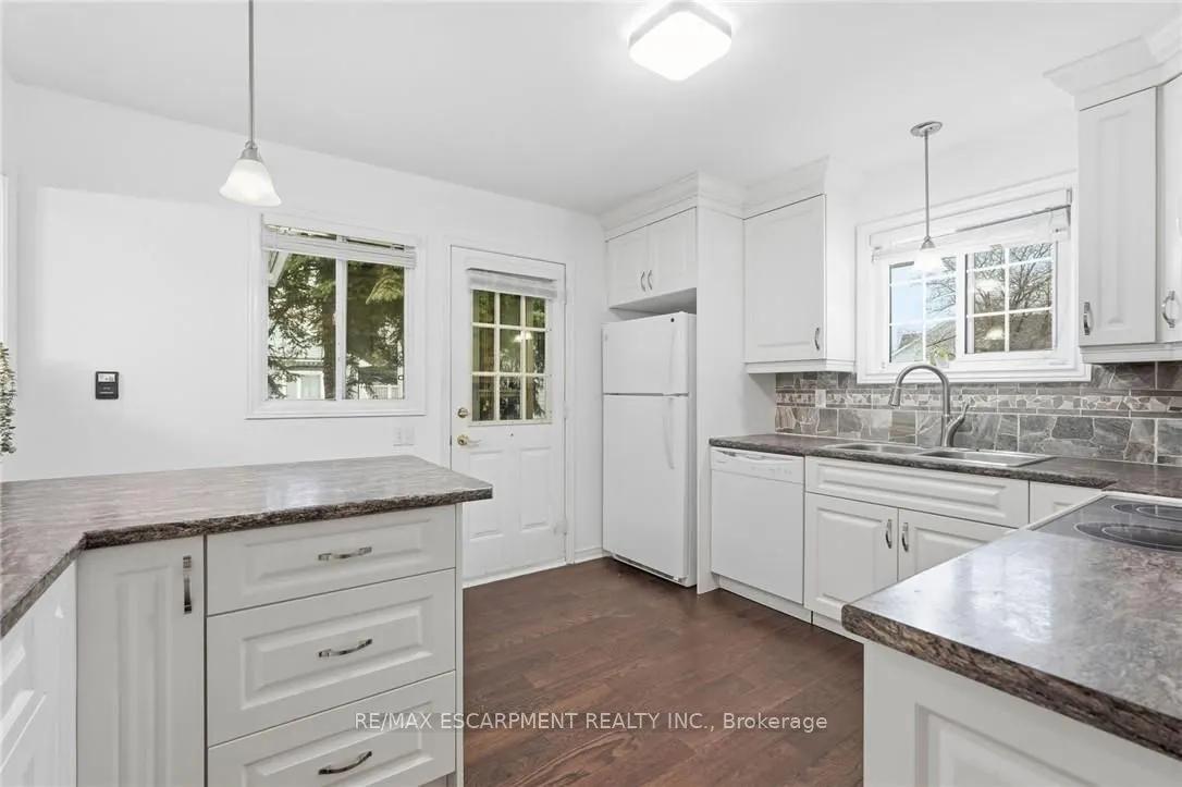 360 Silverbirch Boulevard #16