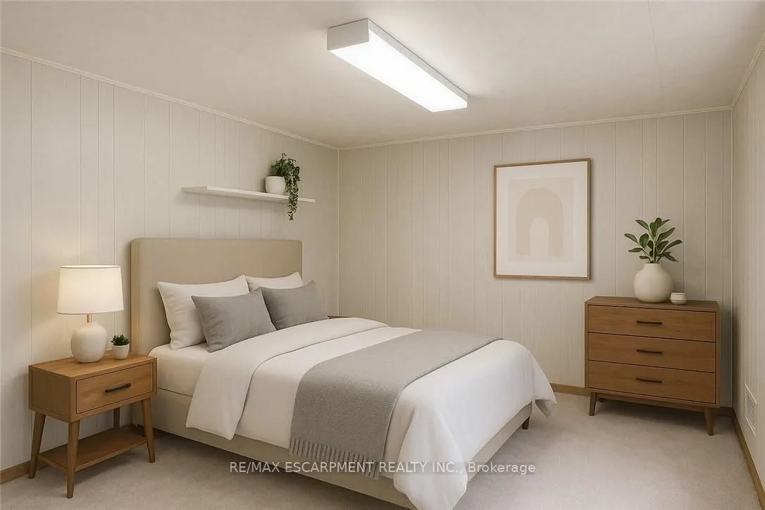360 Silverbirch Boulevard #16