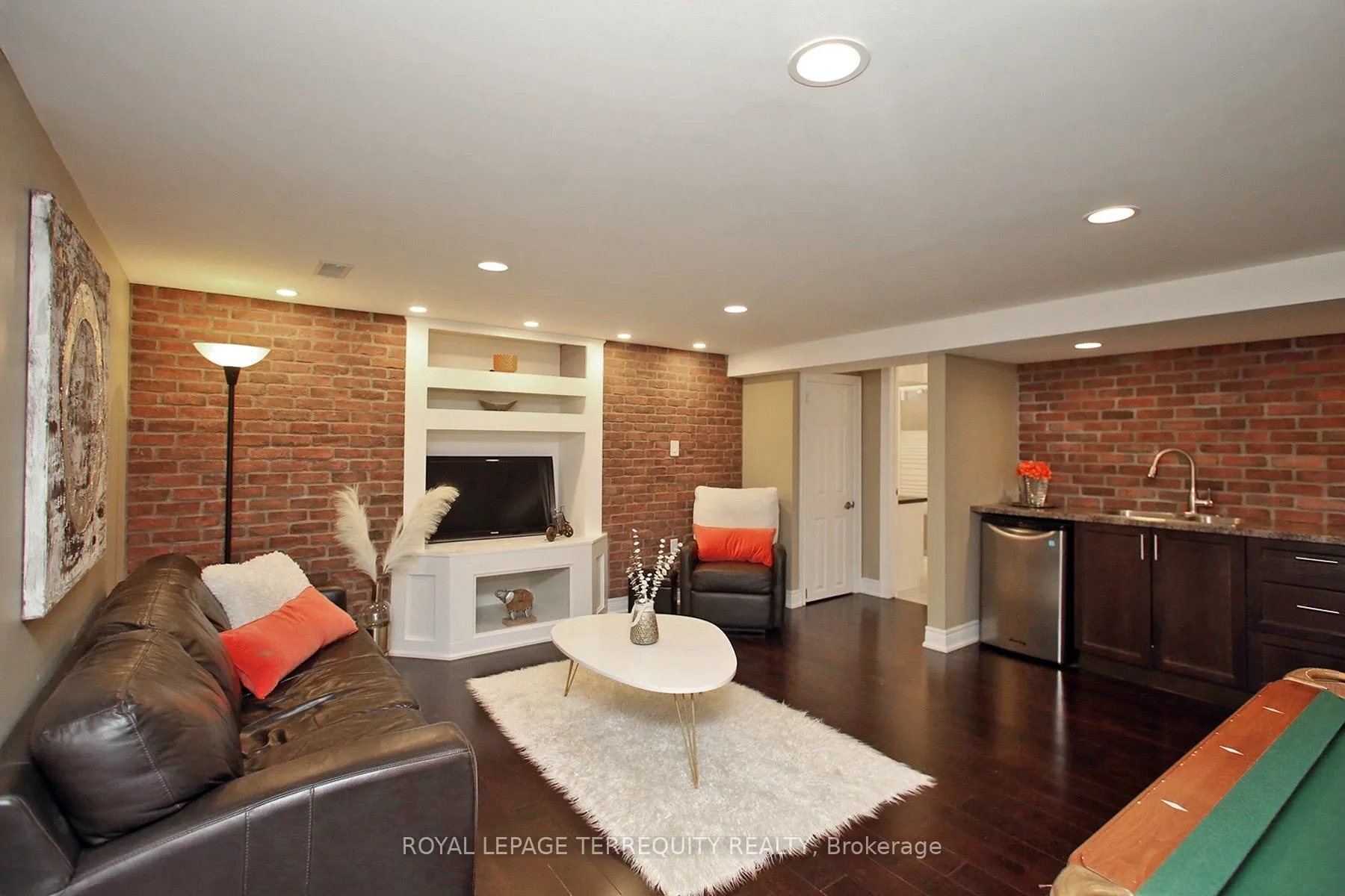 3 Riviera Ridge