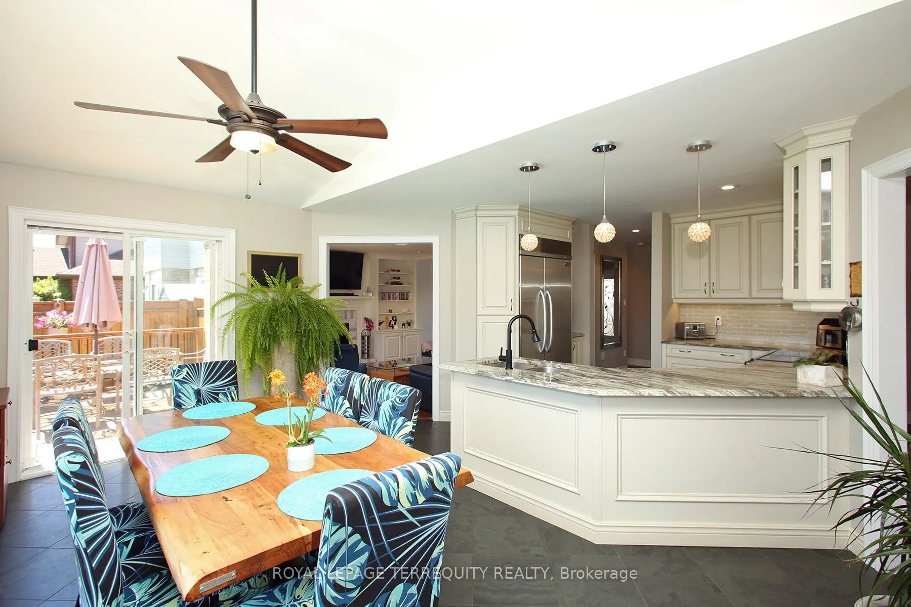 3 Riviera Ridge
