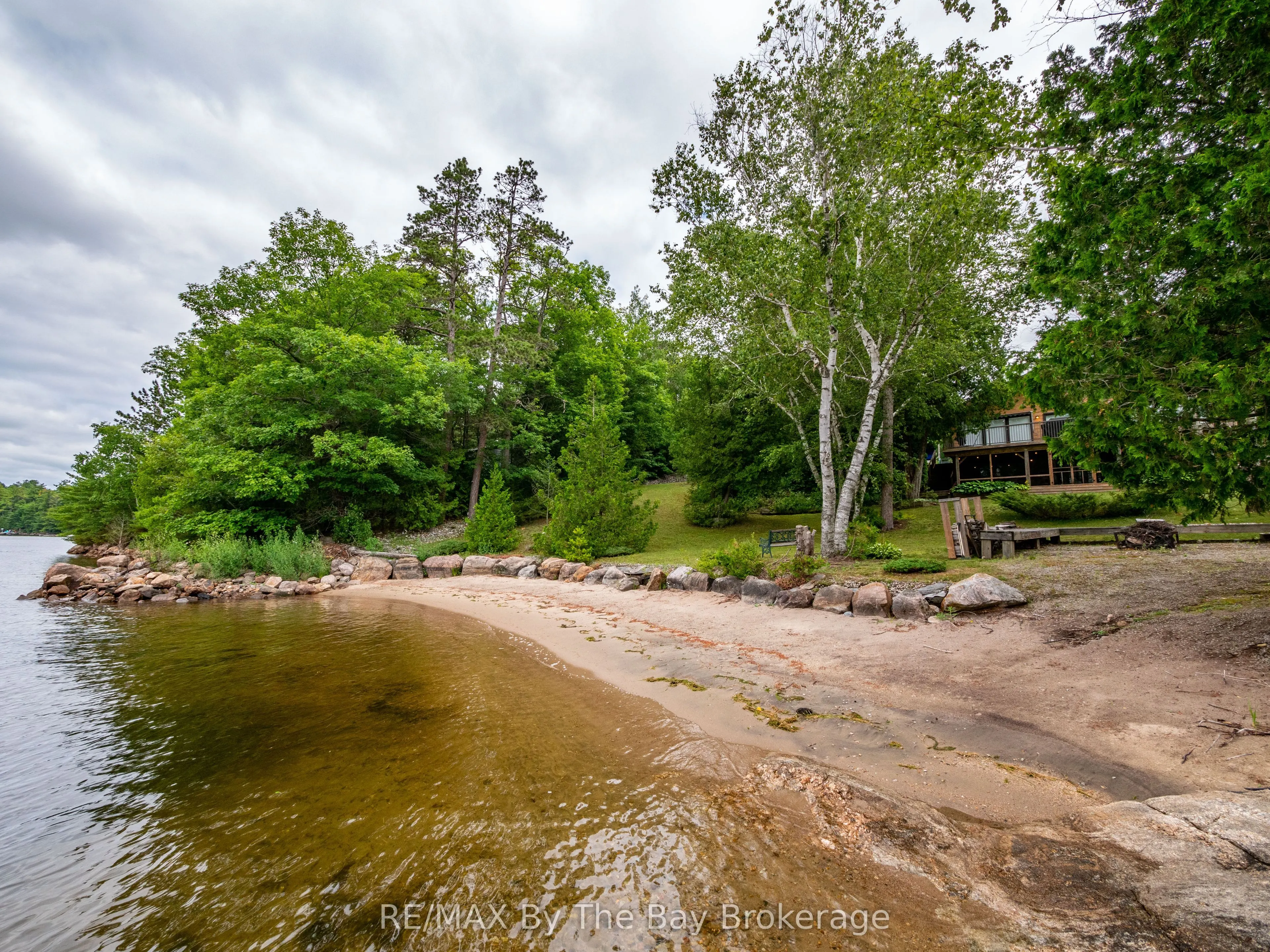 4018 Island 980 / Deer Island