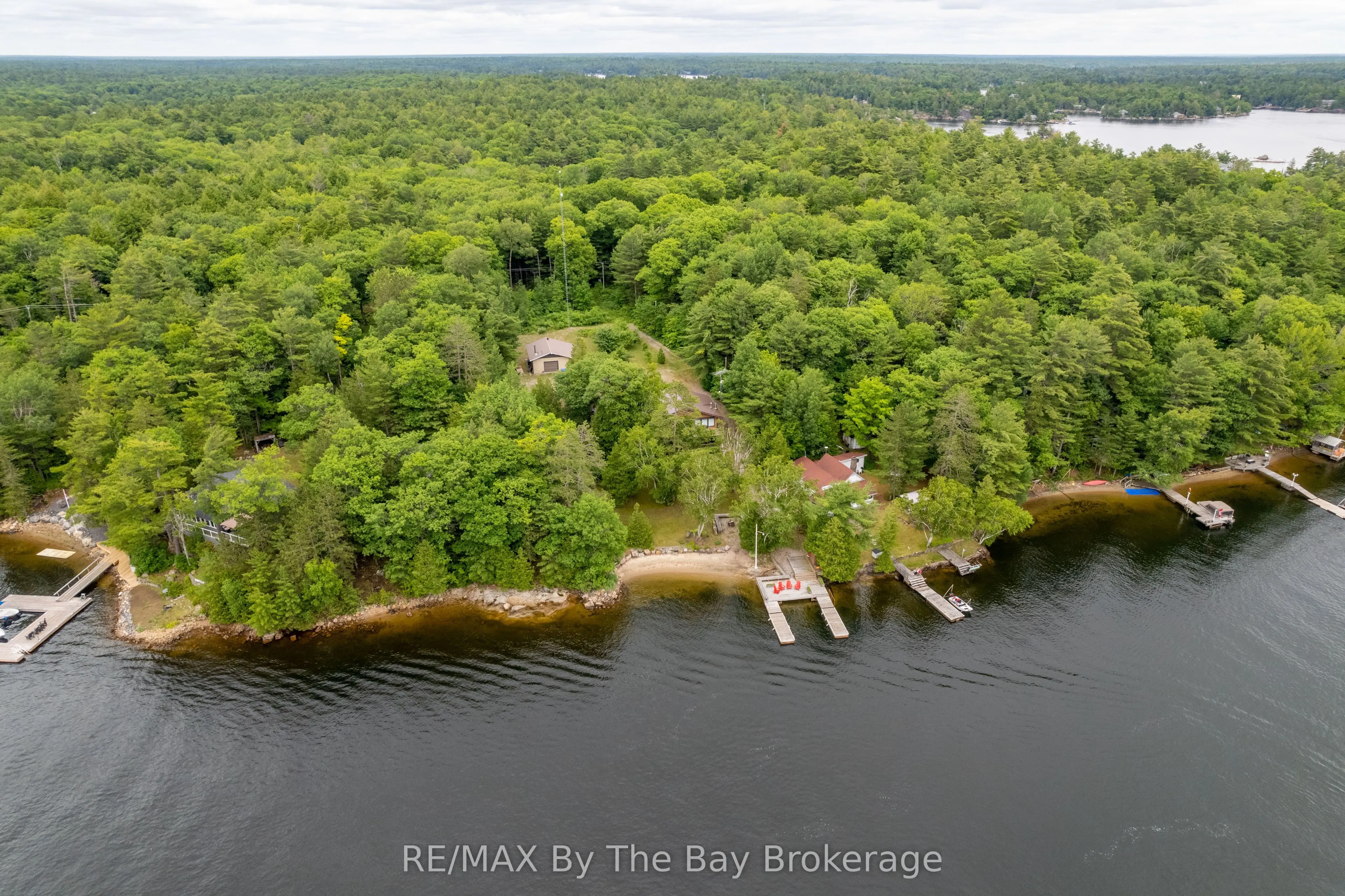 4018 Island 980 / Deer Island