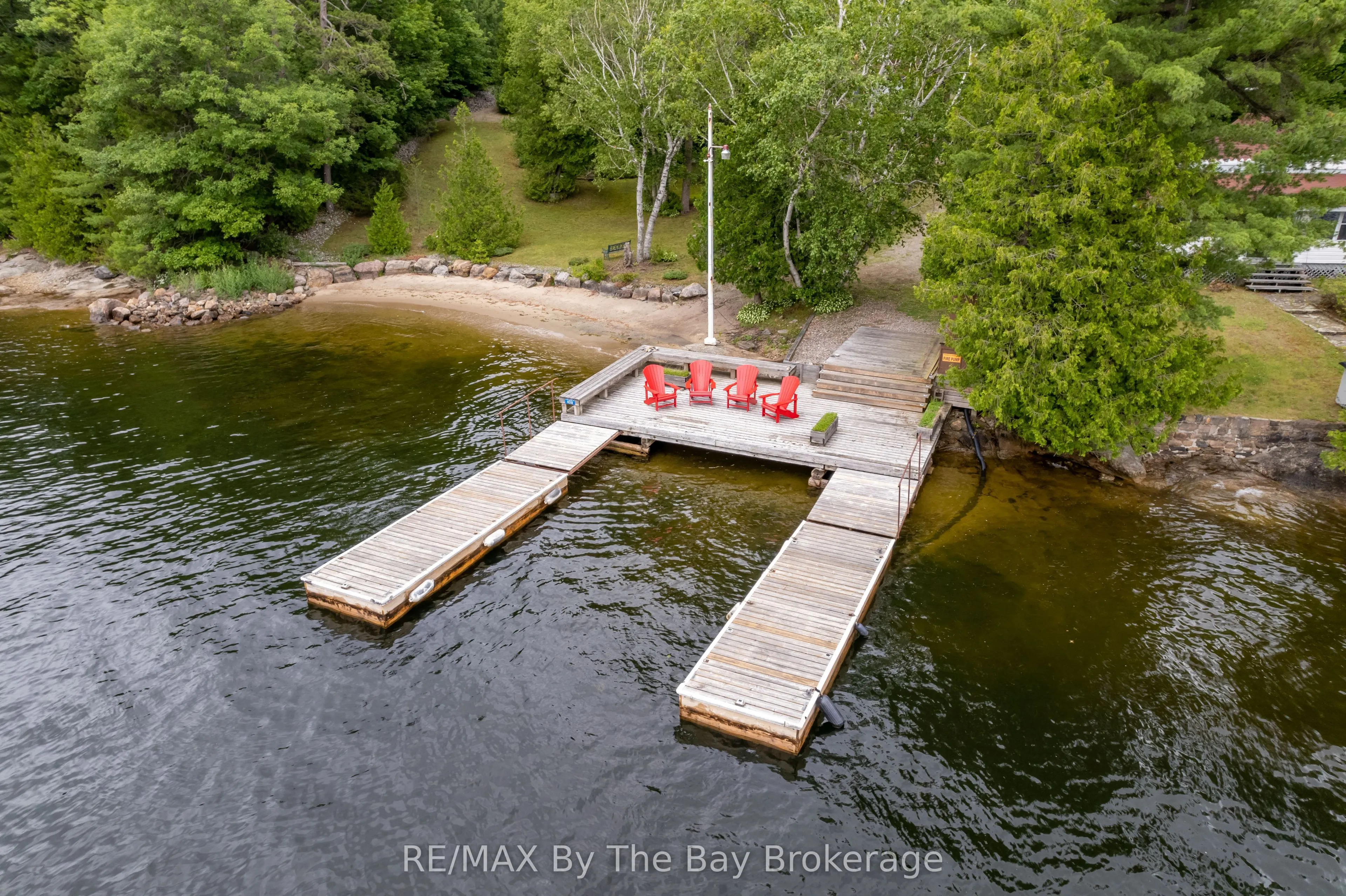 4018 Island 980 / Deer Island