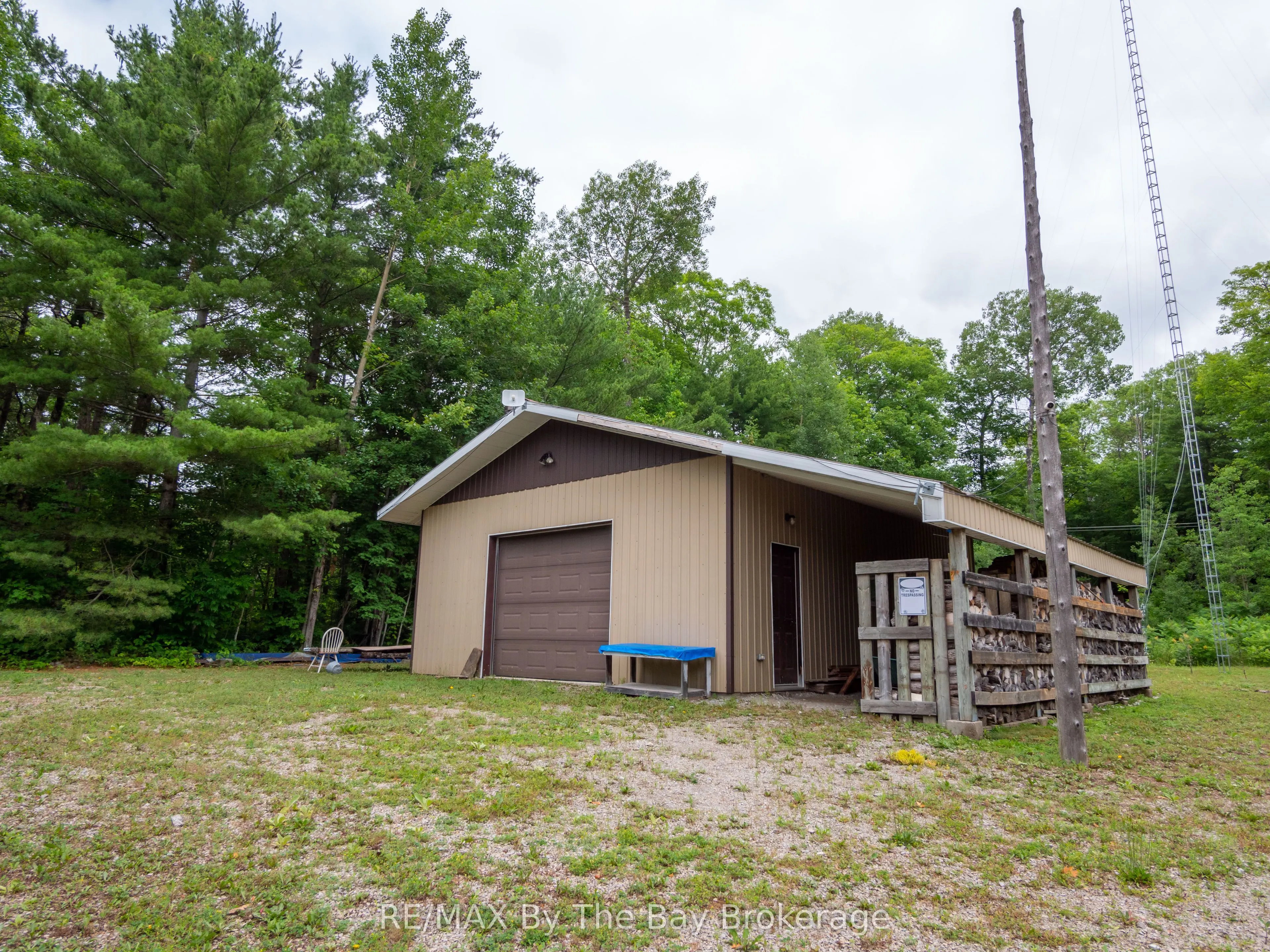 4018 Island 980 / Deer Island