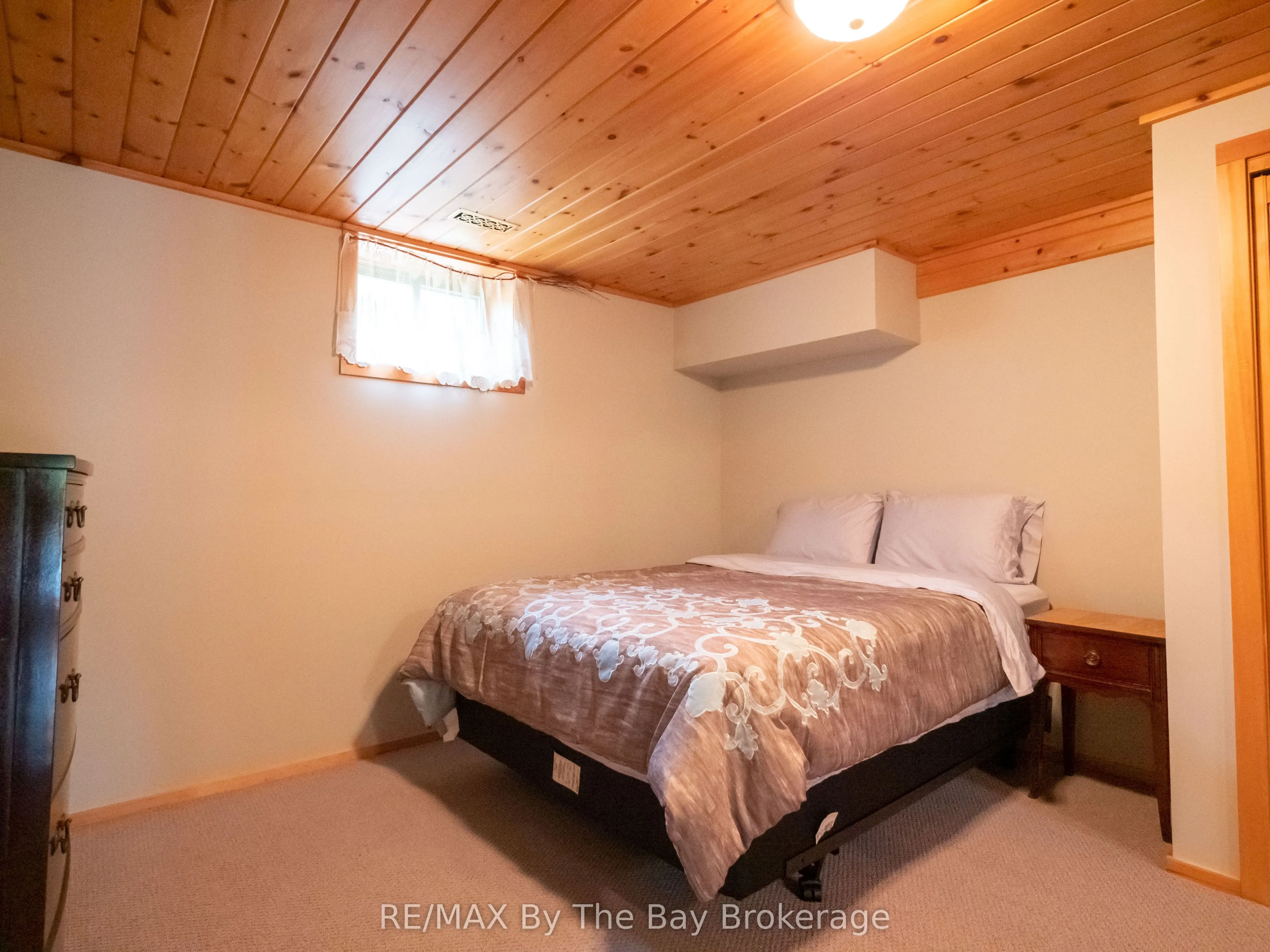 4018 Island 980 / Deer Island