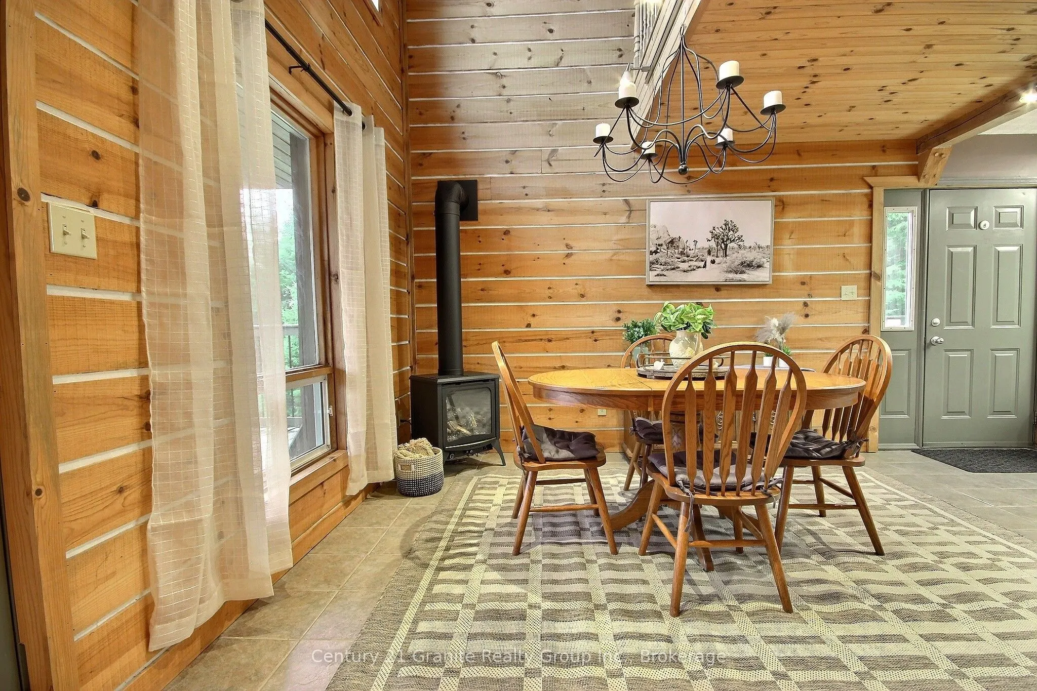 1082 Green Lake Road