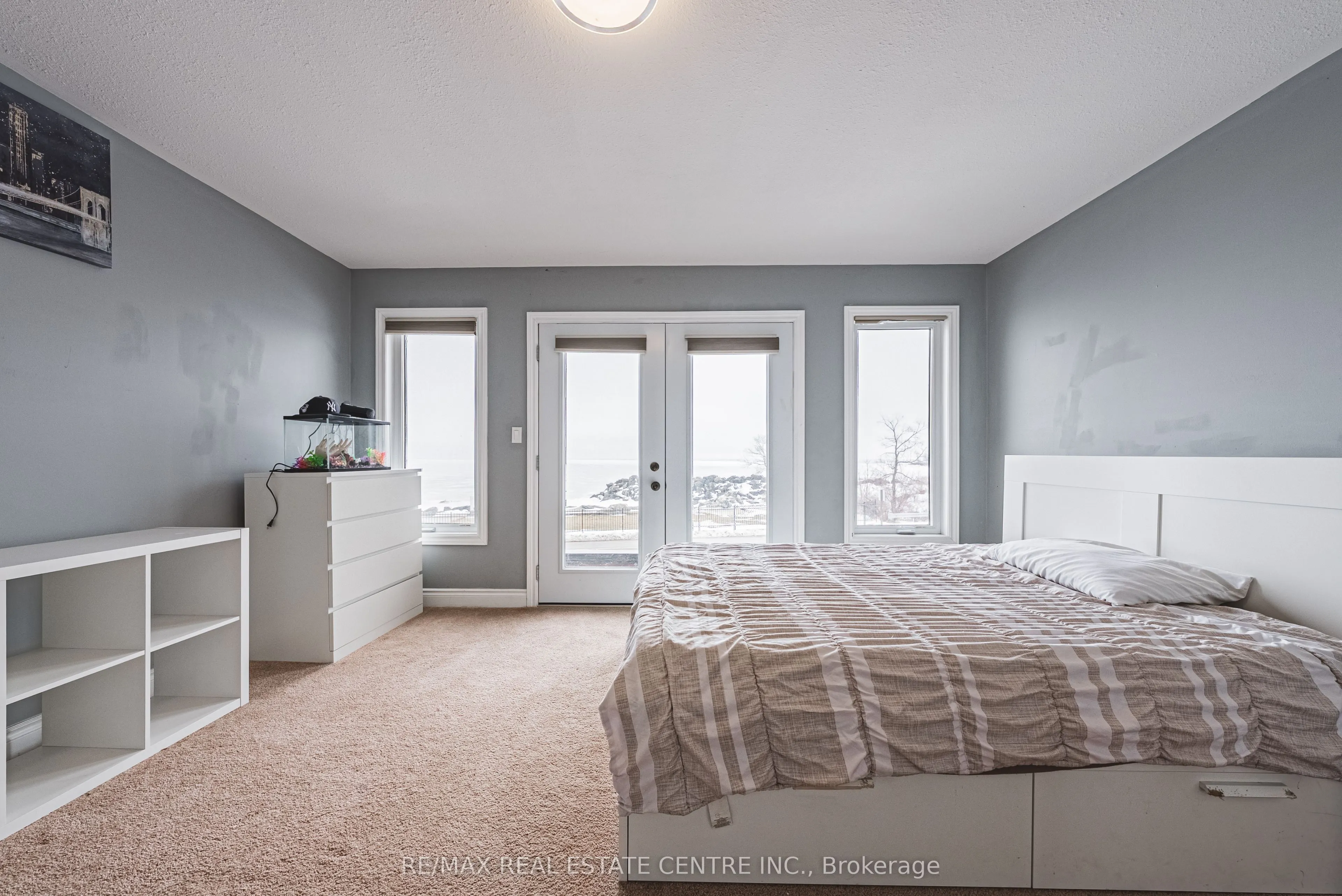 2801 North Shore Drive