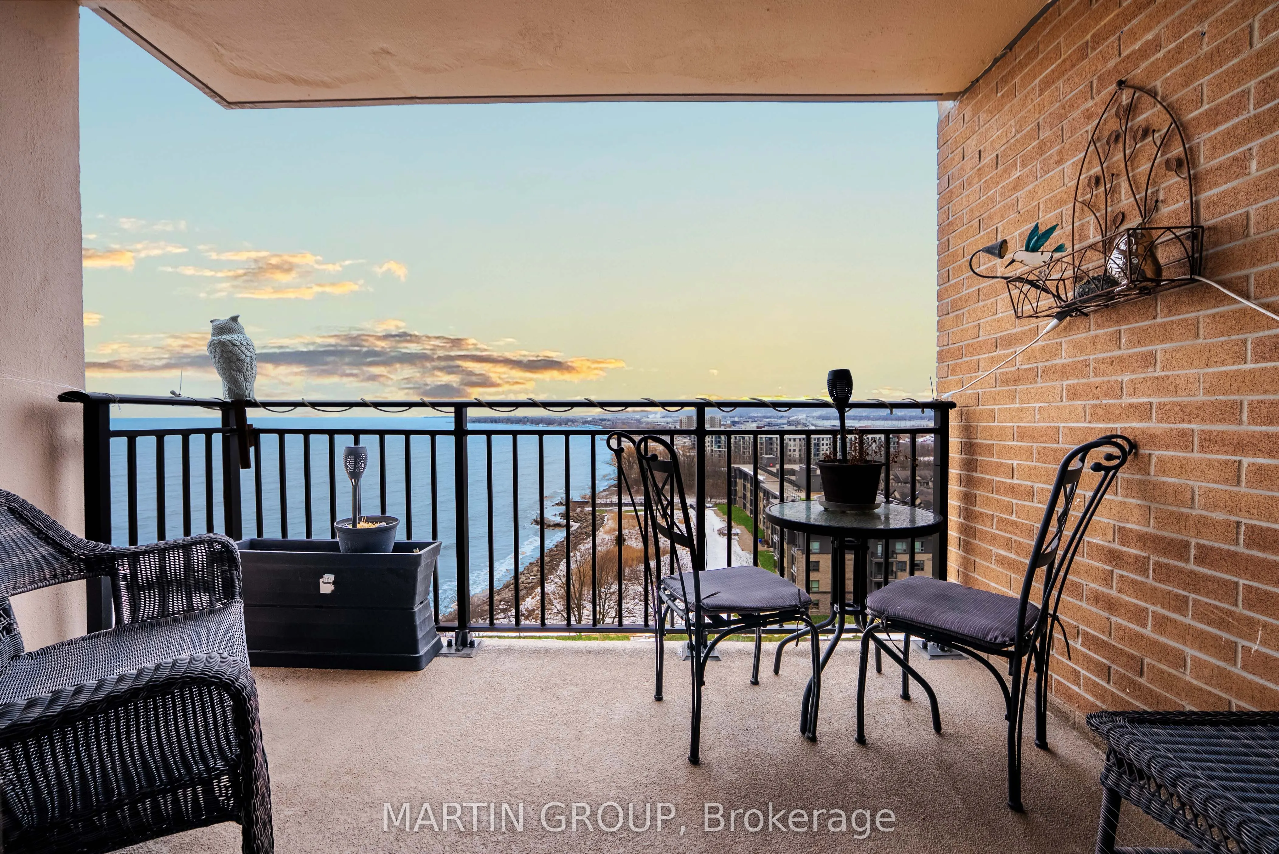 500 Green Road #1406