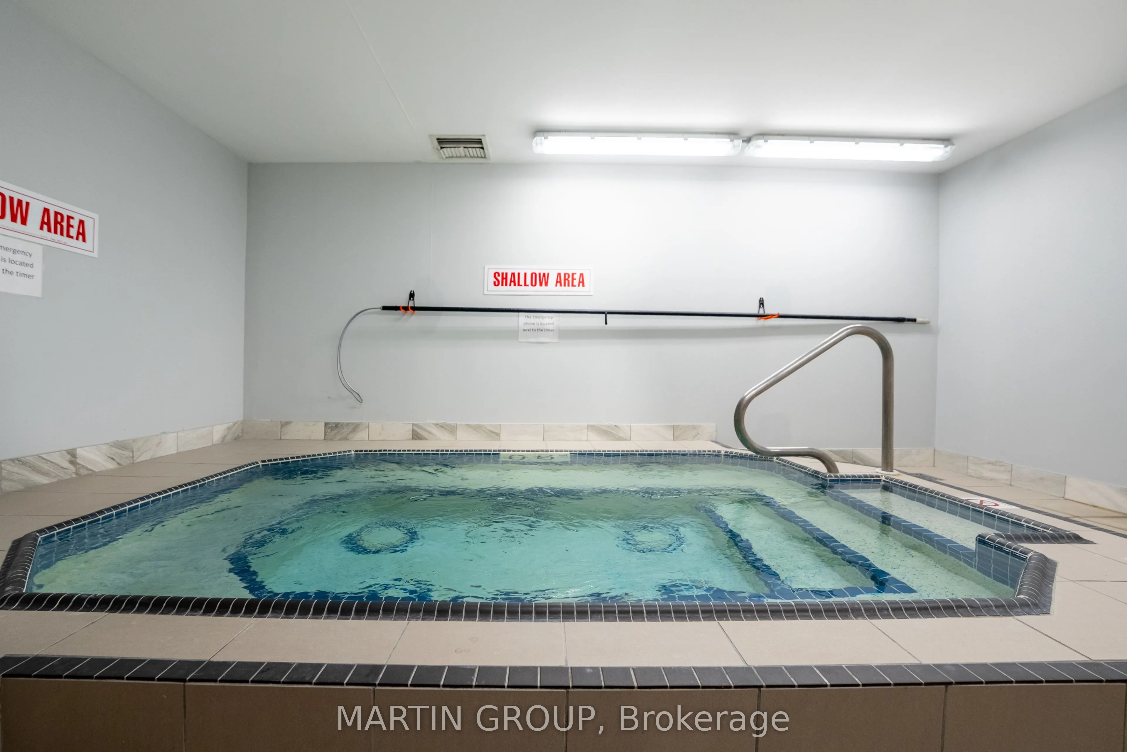 500 Green Road #1406