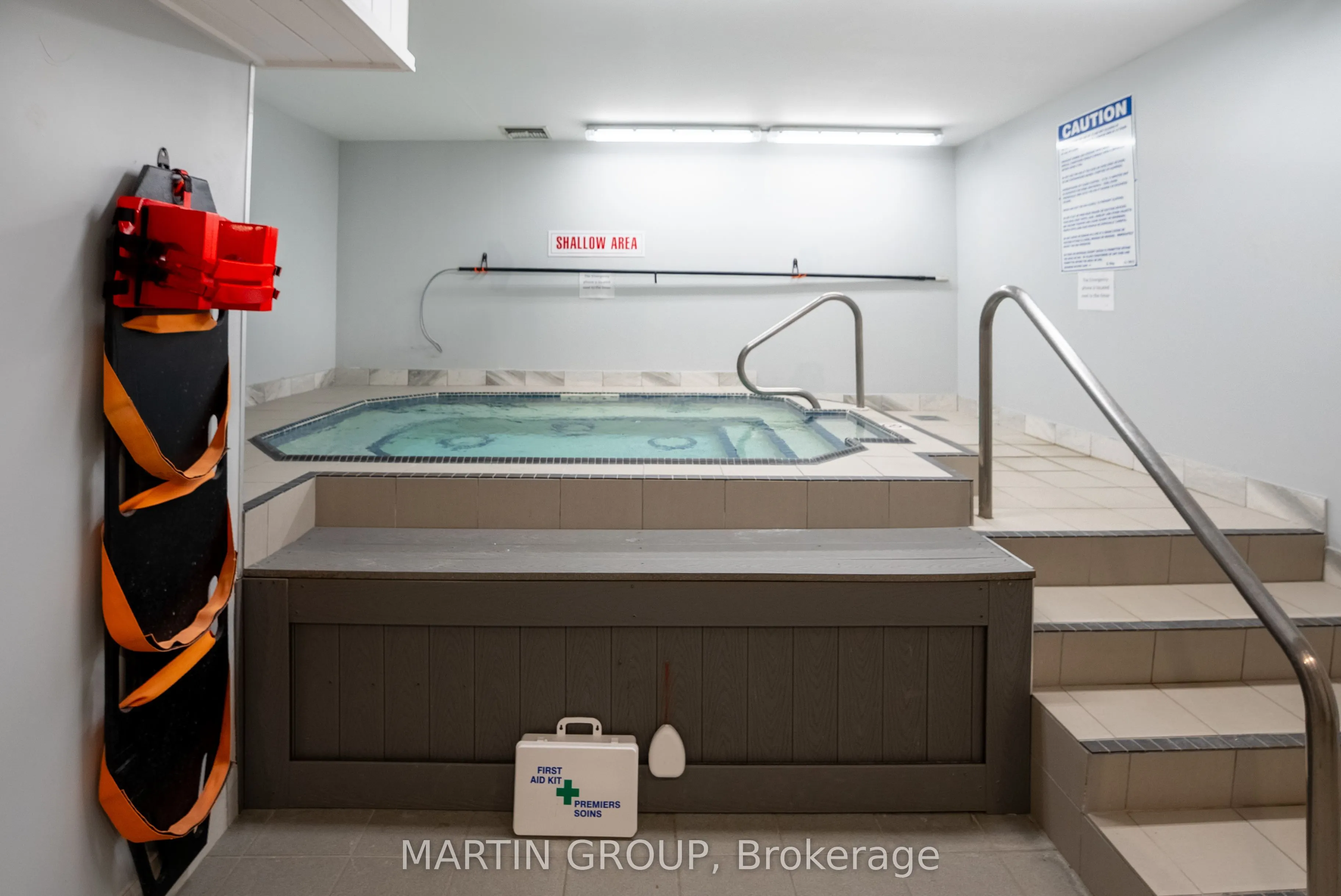 500 Green Road #1406