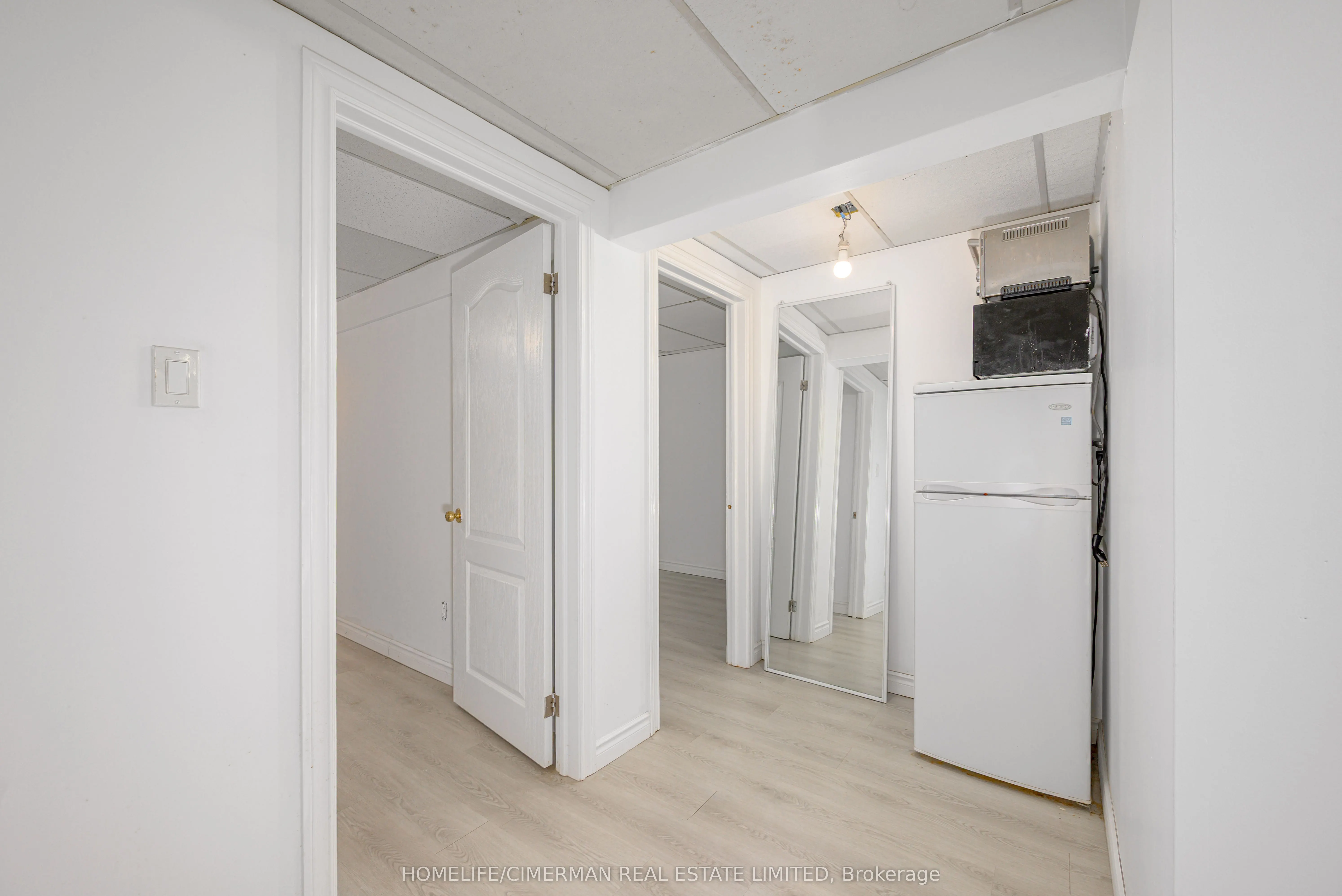 123 Albert Street S