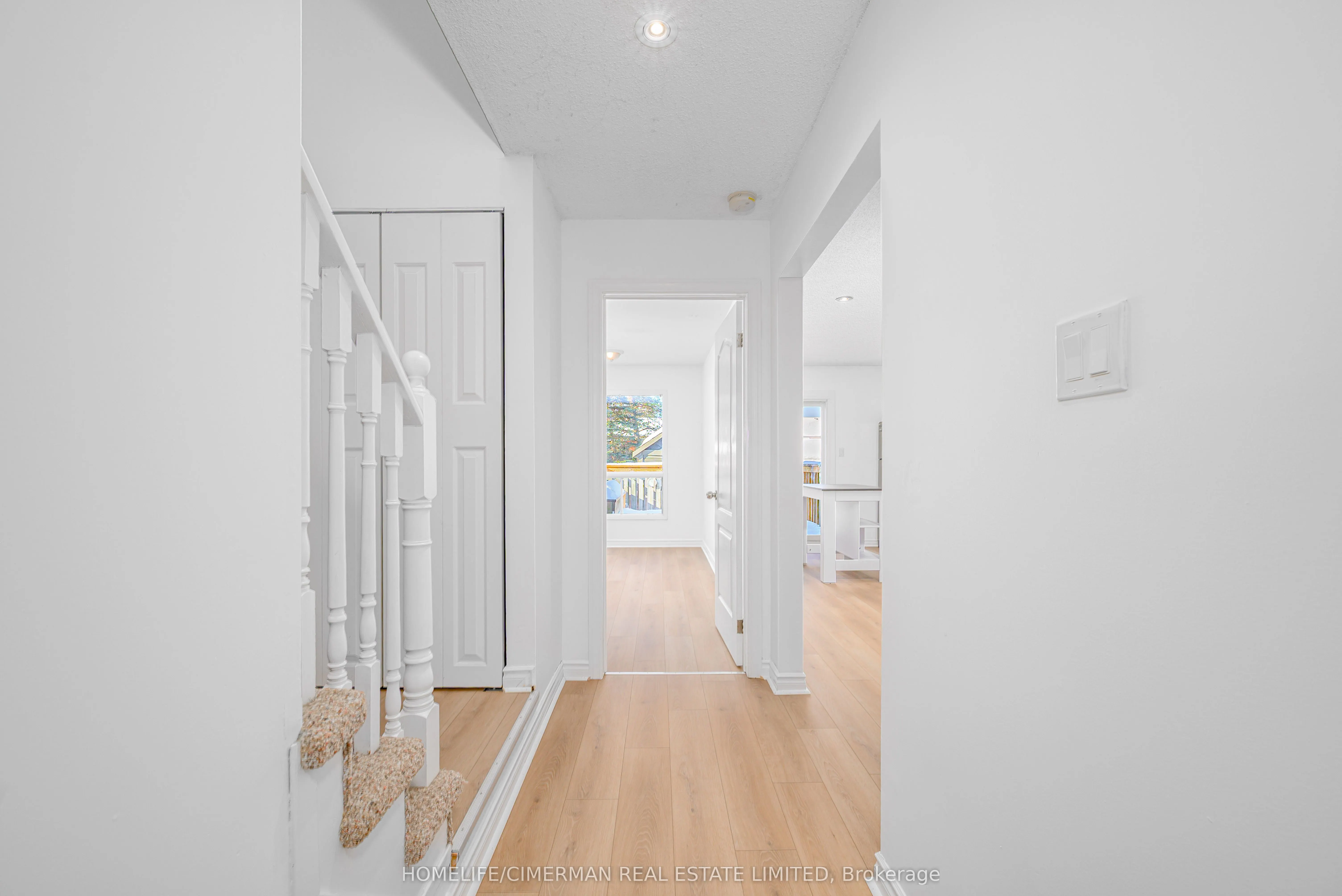 123 Albert Street S