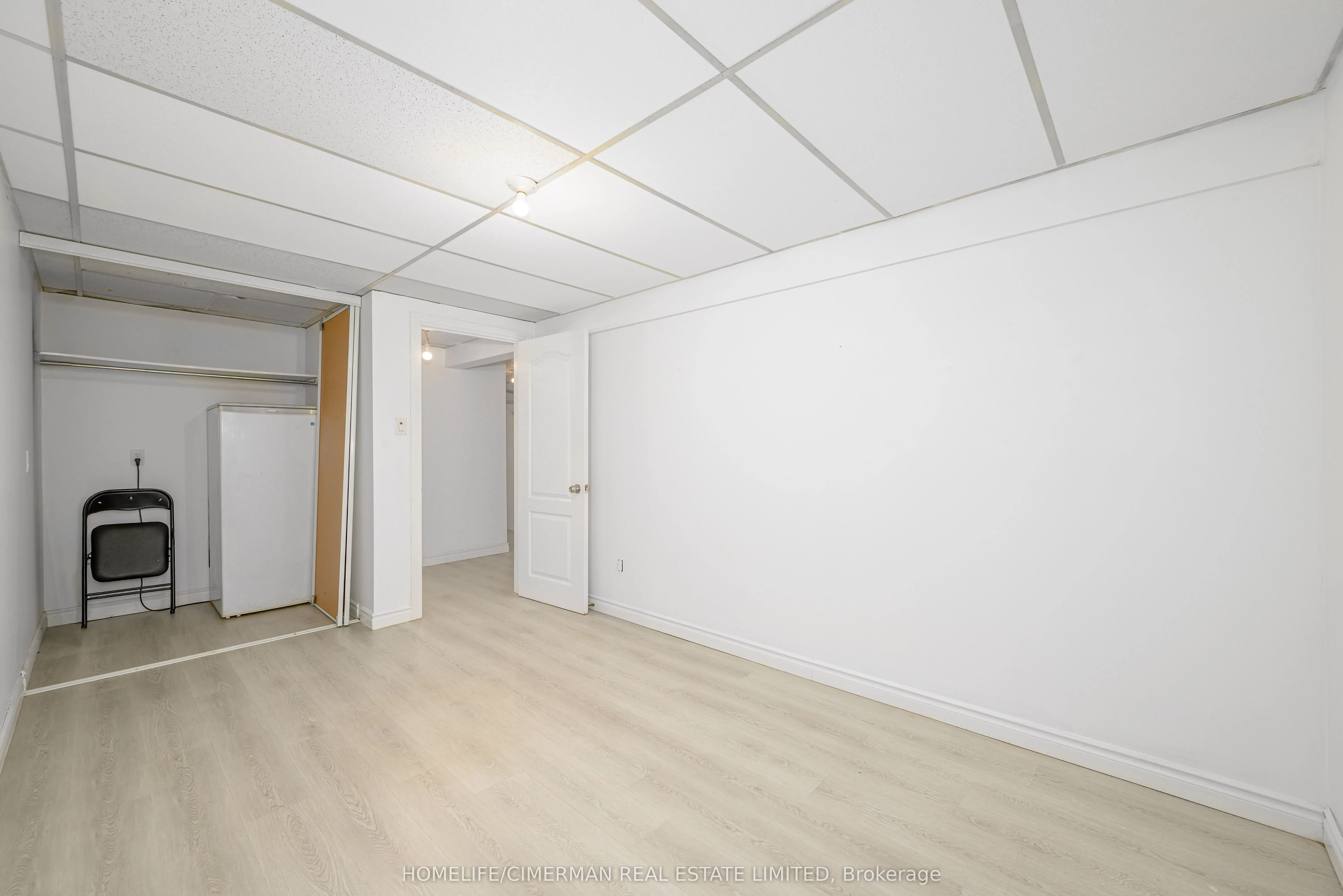 123 Albert Street S