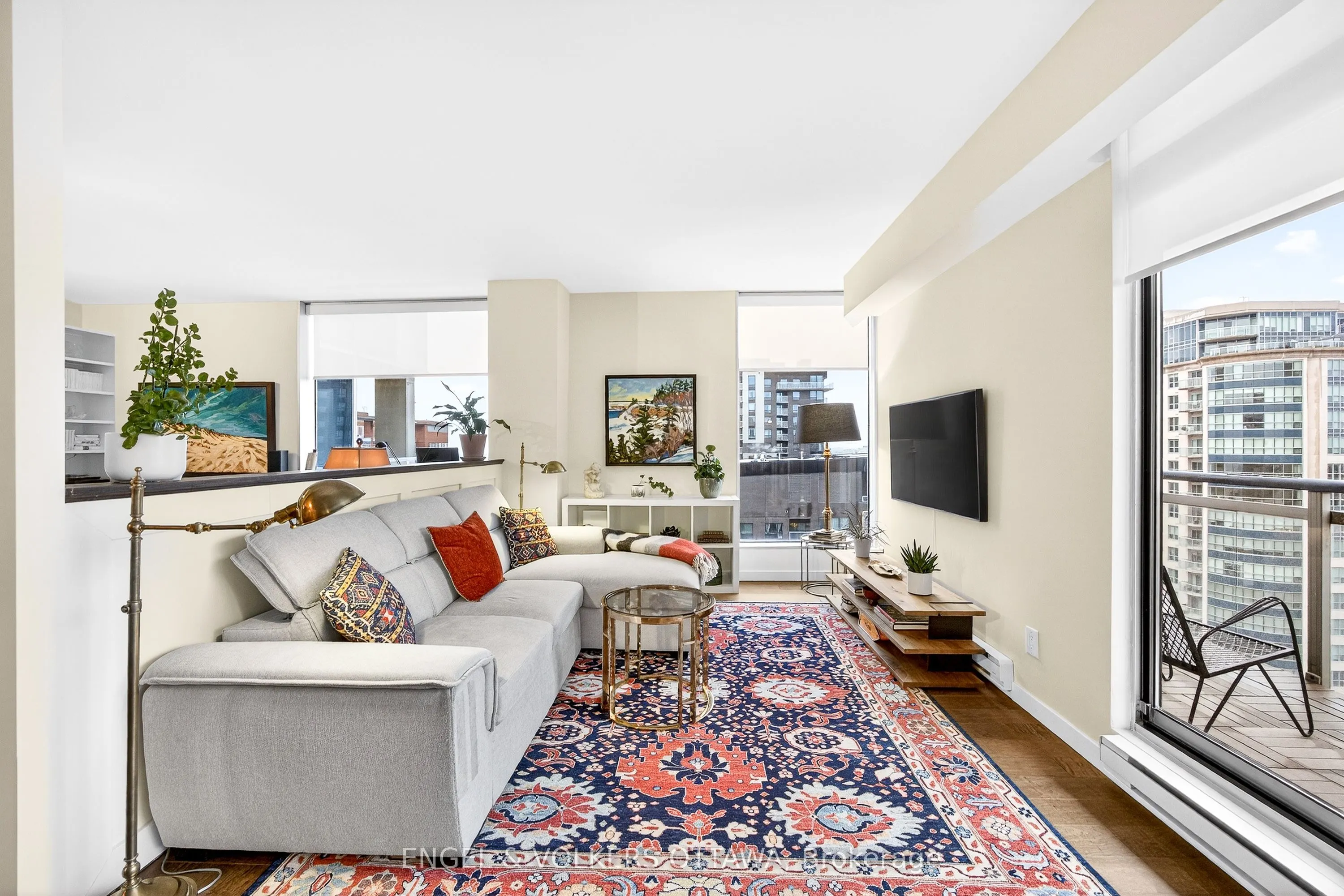 160 George Street #2404