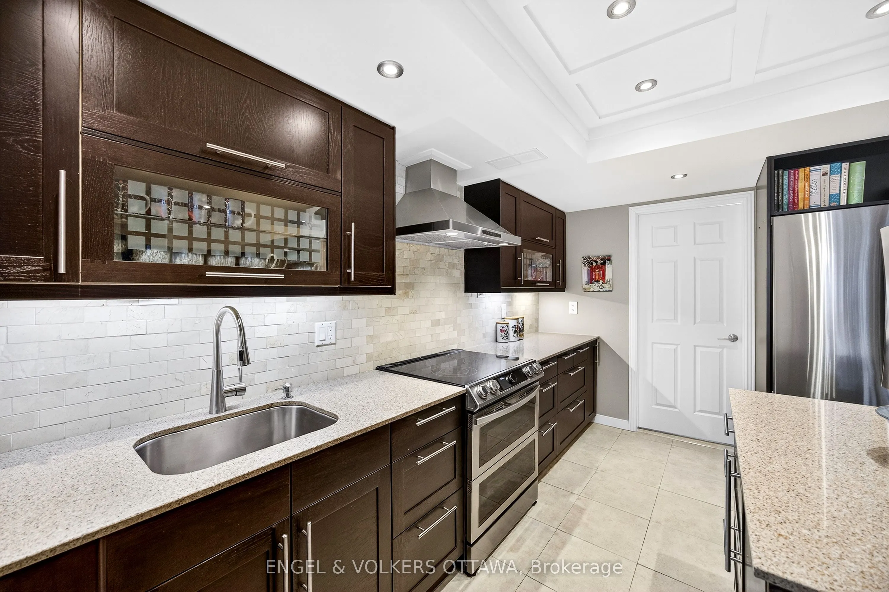 160 George Street #2404
