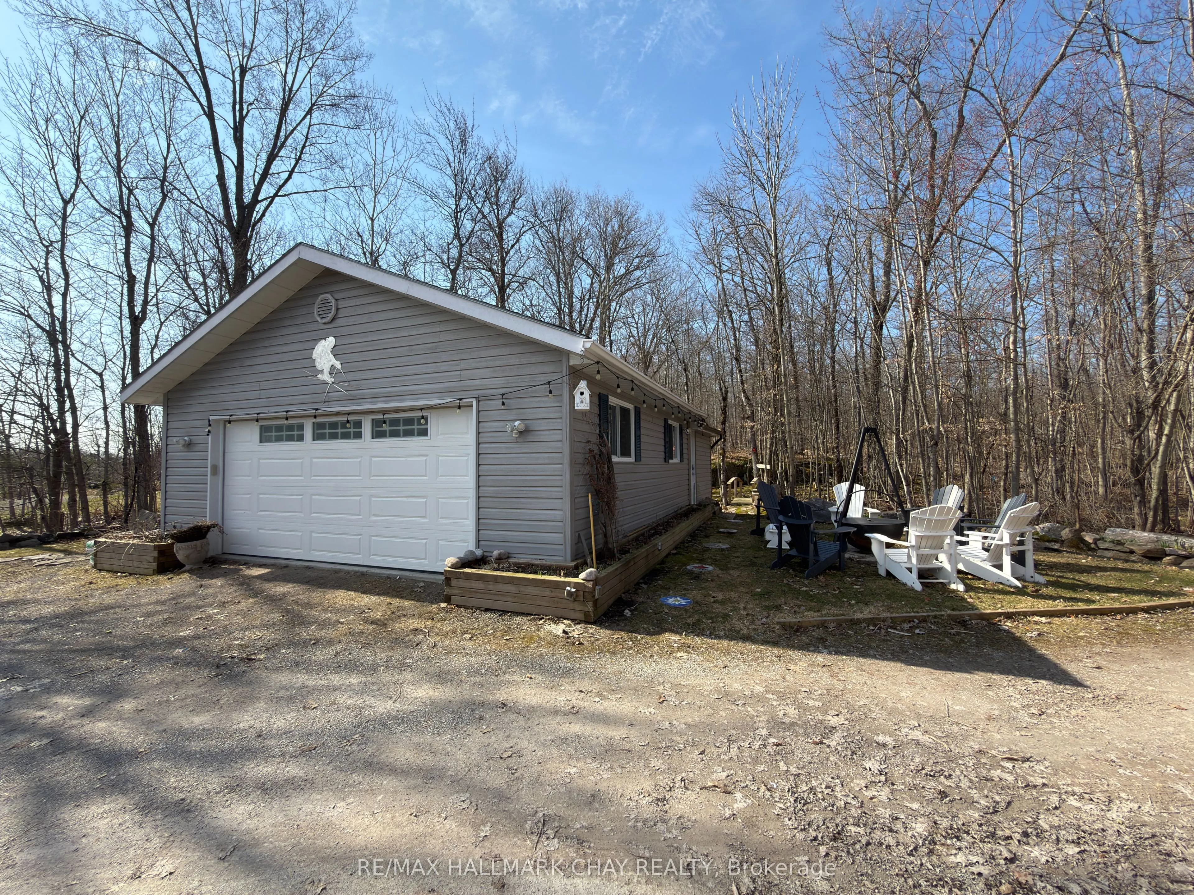 137 Pickerel Point Road