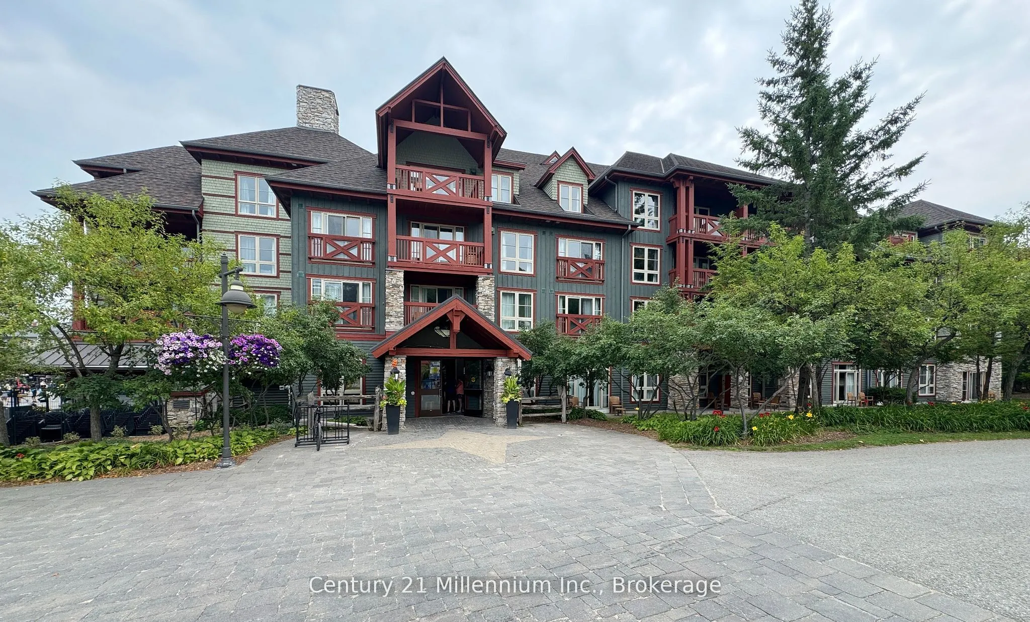 152 Jozo Weider Boulevard #201
