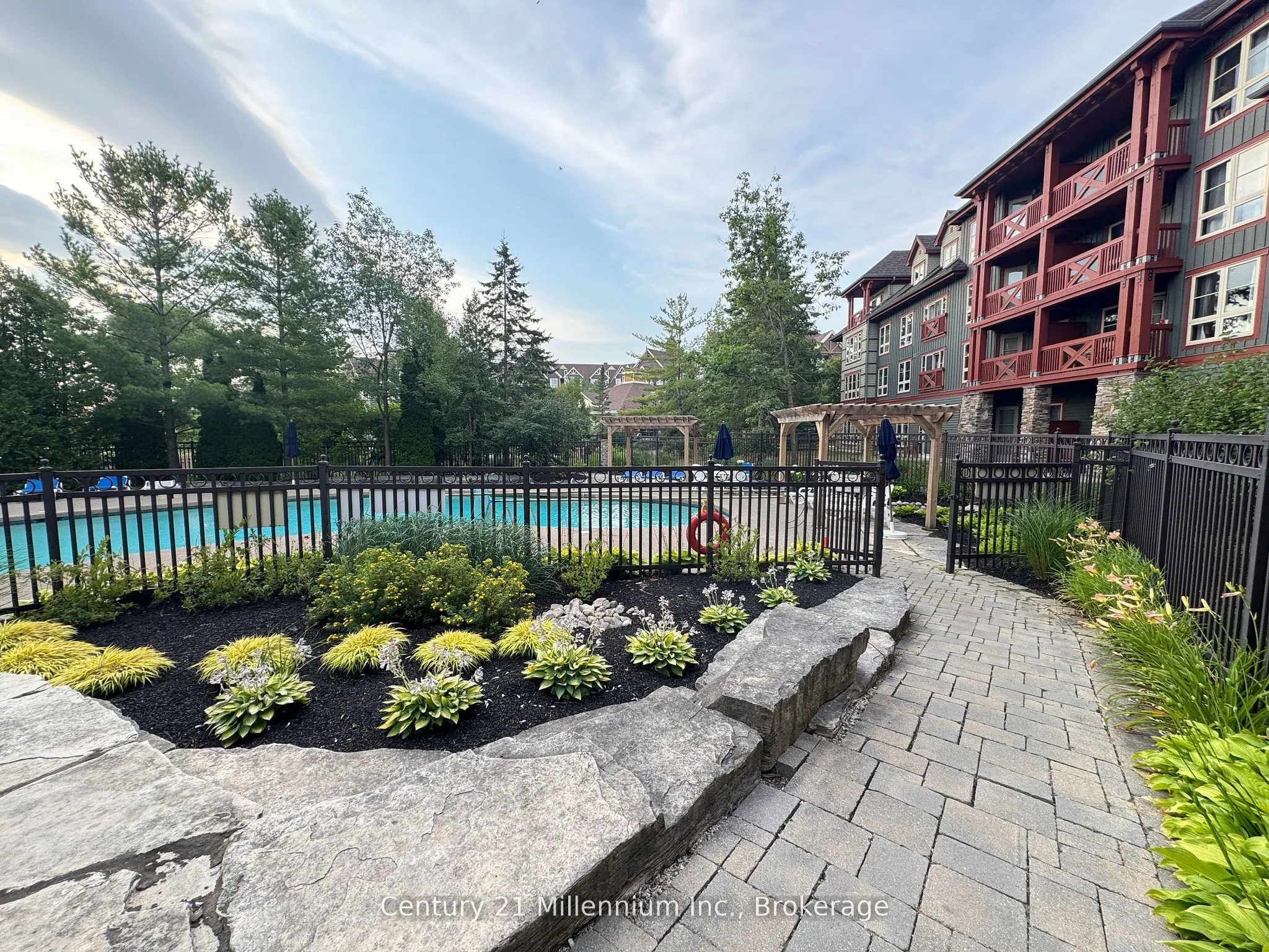 152 Jozo Weider Boulevard #201