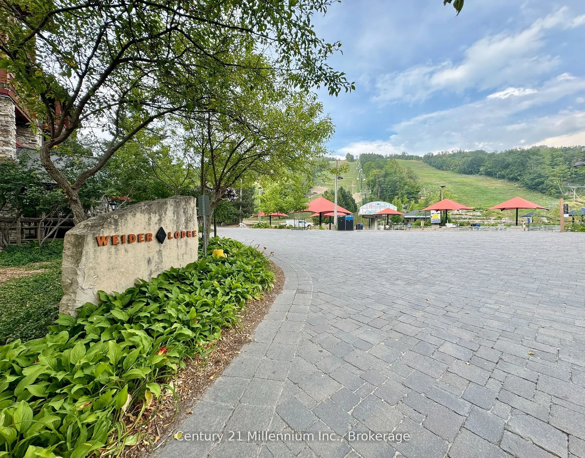 152 Jozo Weider Boulevard #201