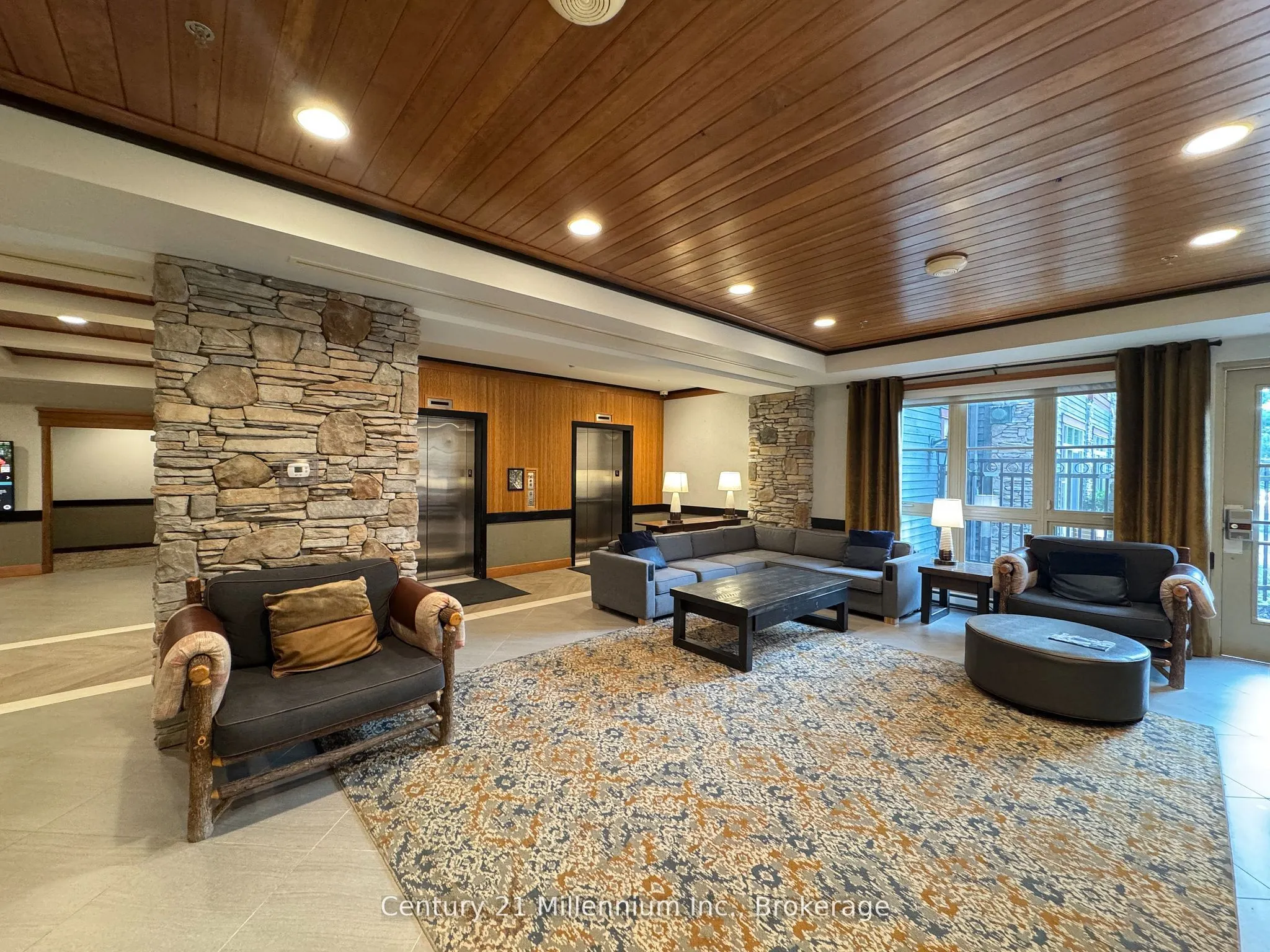 152 Jozo Weider Boulevard #201