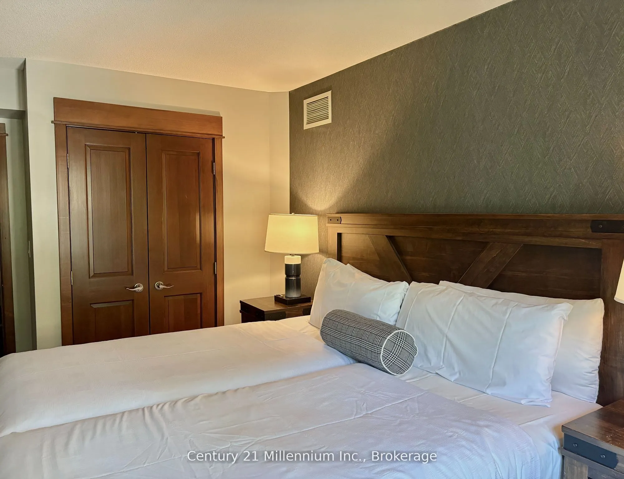 152 Jozo Weider Boulevard #201