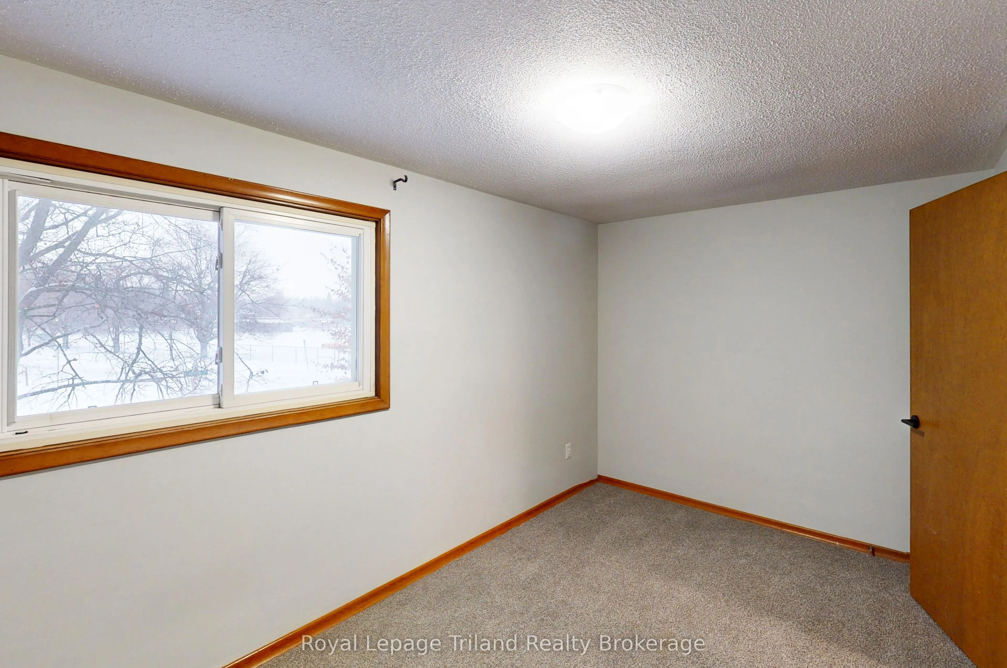 653 Northdale Drive #8