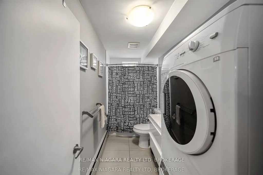 4538 Huron Street #8