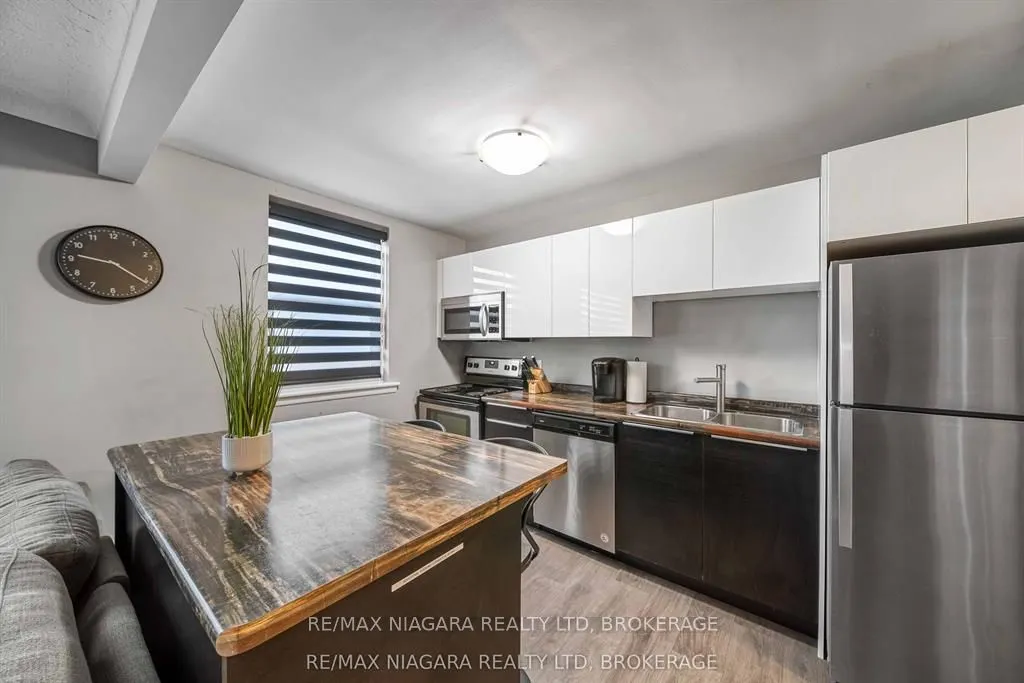 4538 Huron Street #8