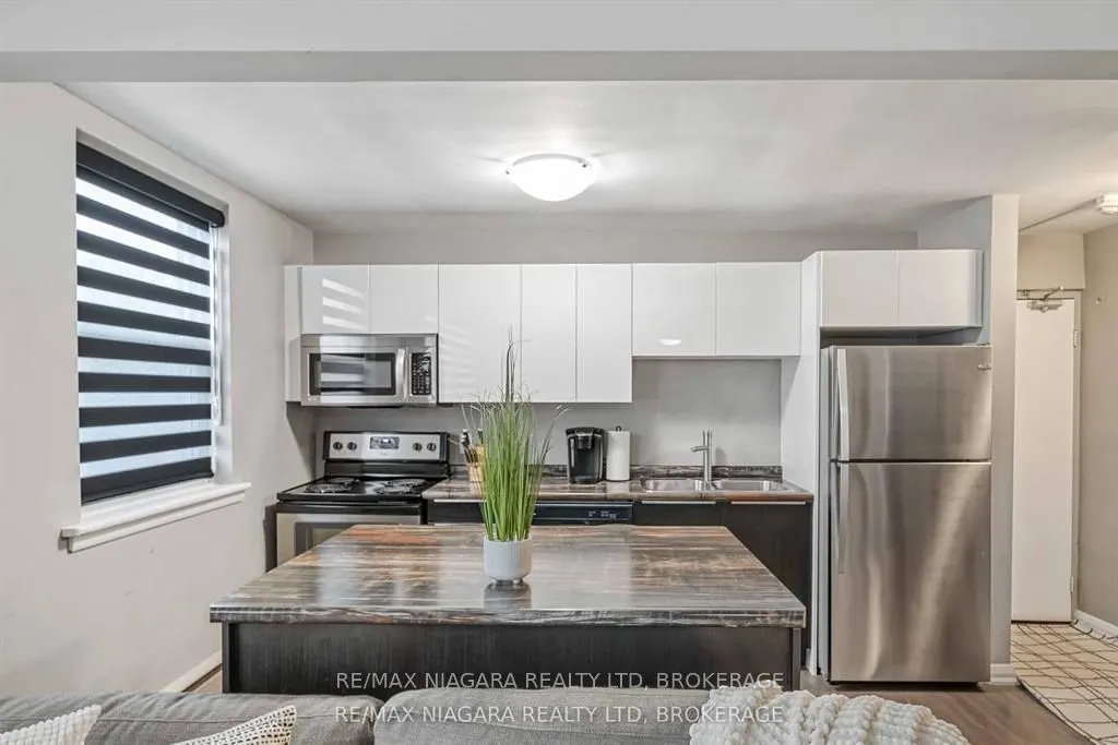 4538 Huron Street #8