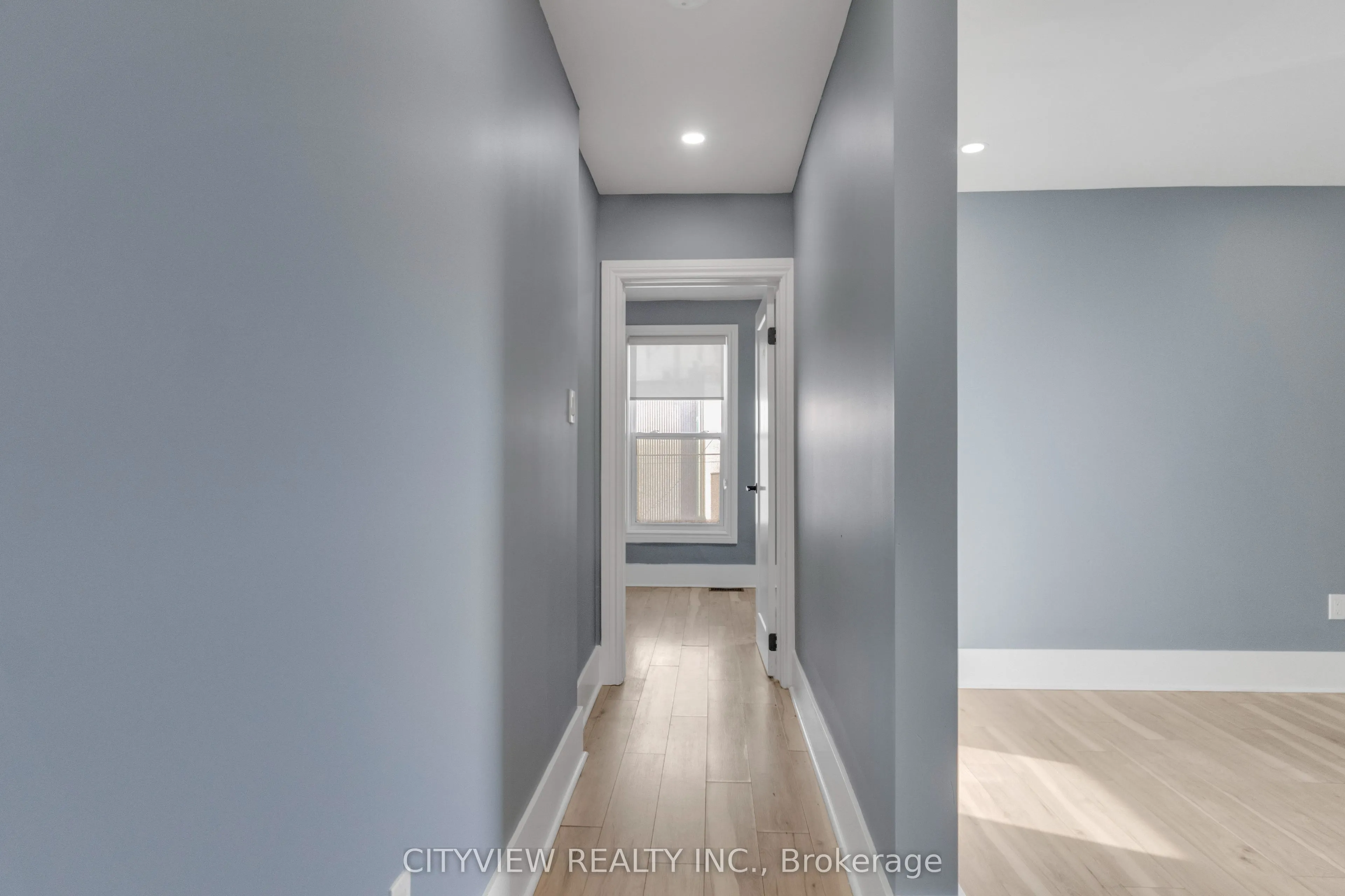 382 Beach Road