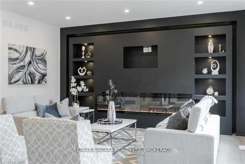 2782 Canadiana Court