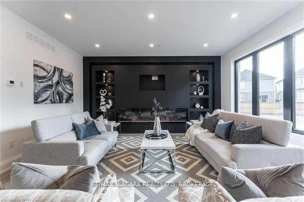 2782 Canadiana Court