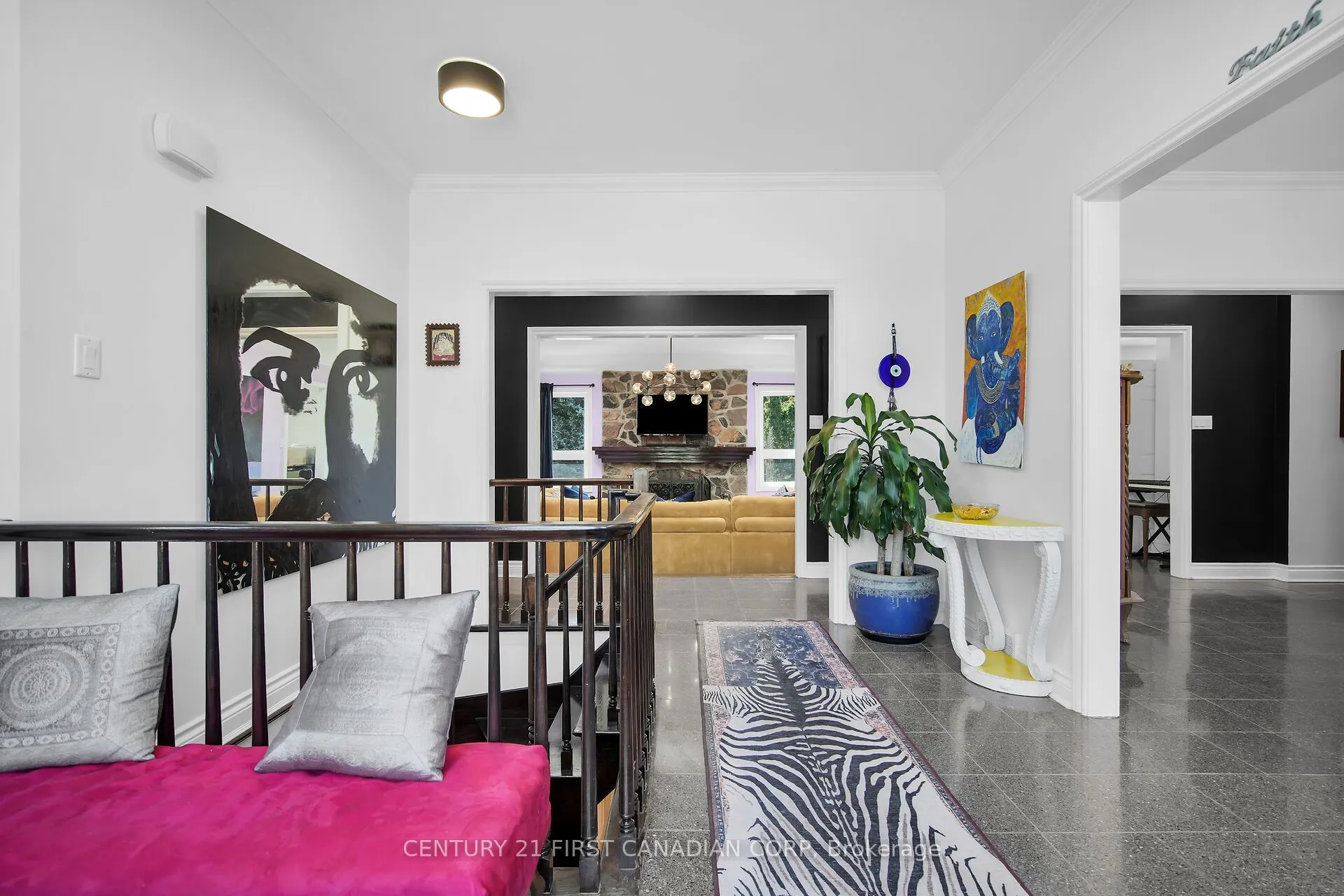 768 Franklinway Crescent