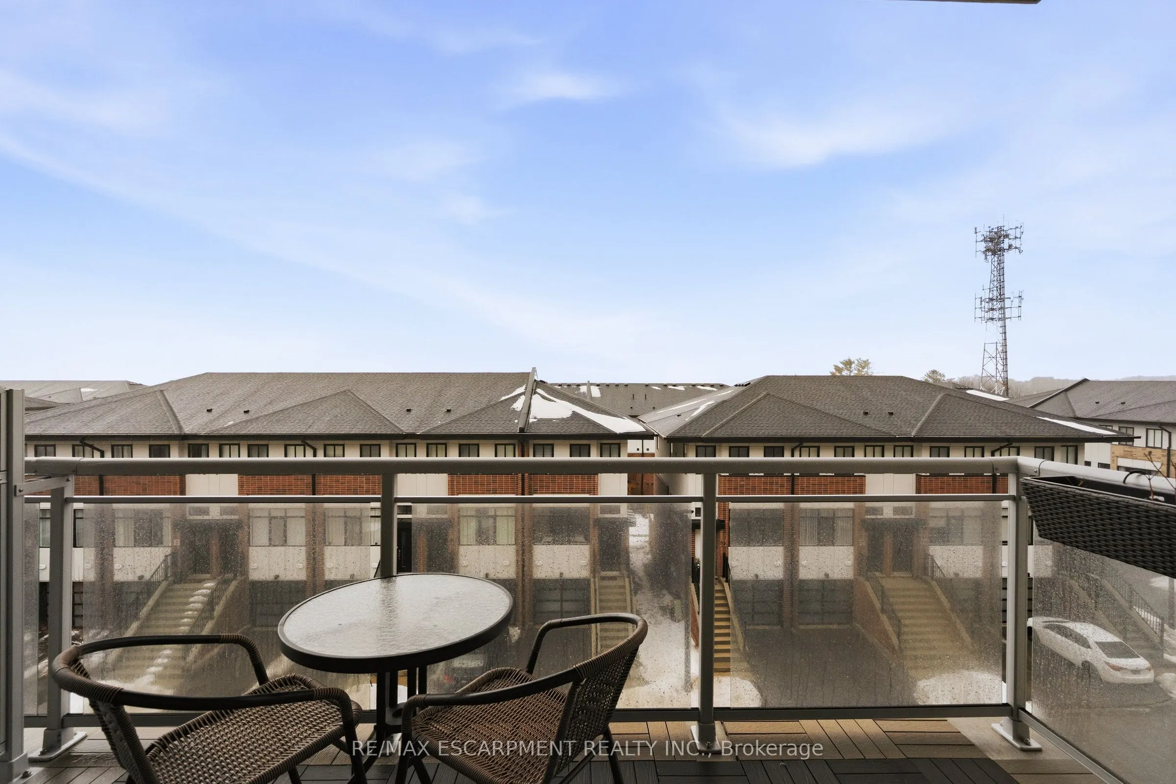 16 MARKLE Crescent #413