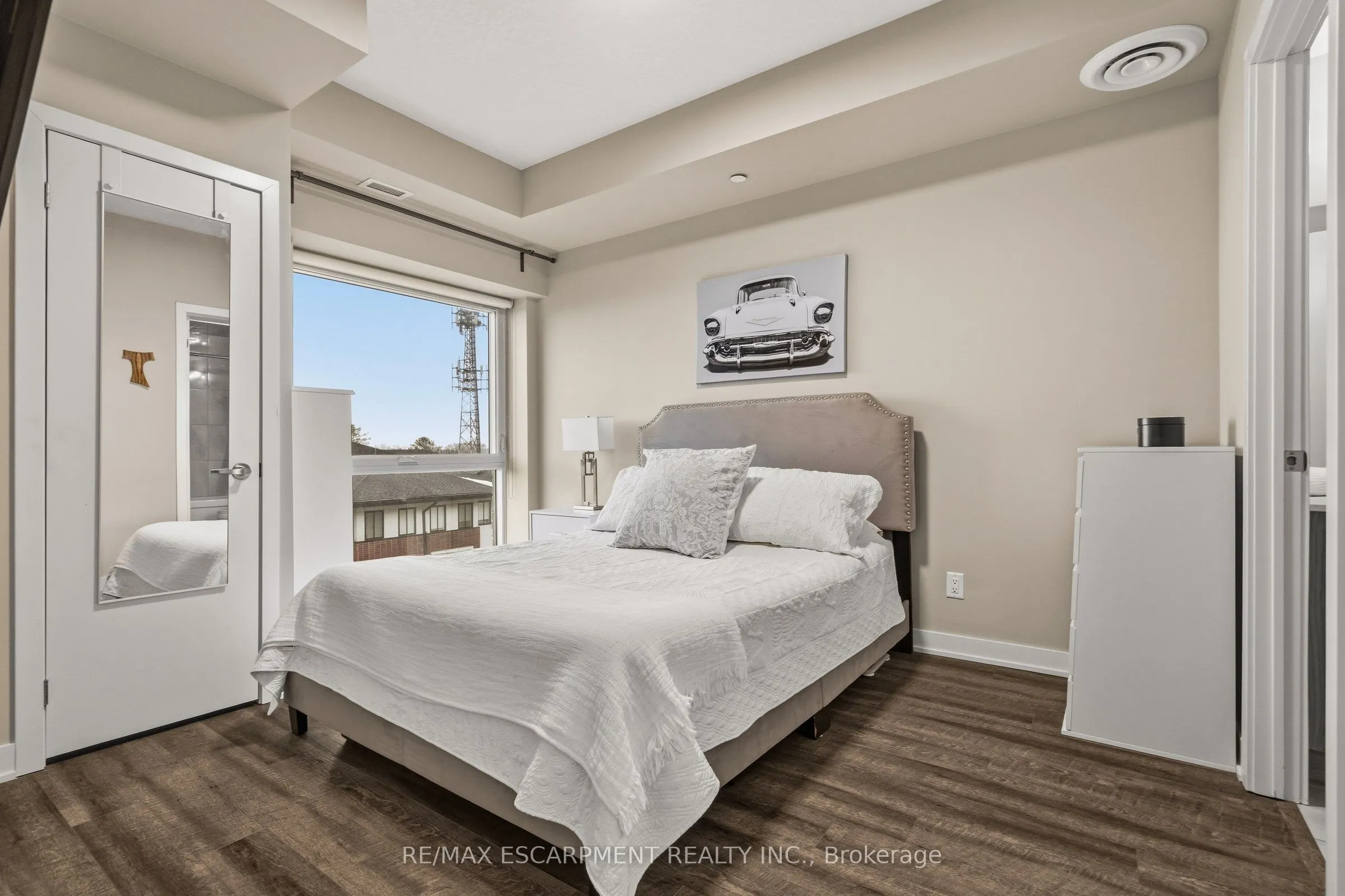 16 MARKLE Crescent #413