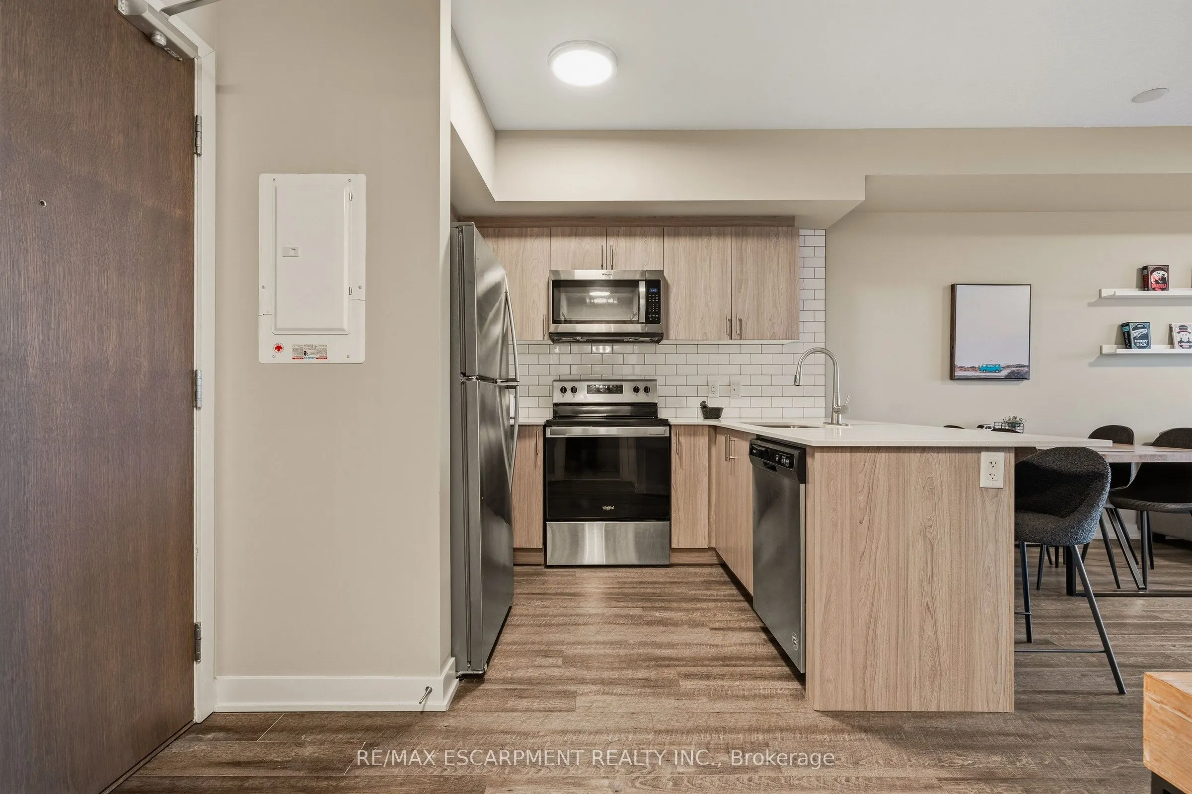 16 MARKLE Crescent #413