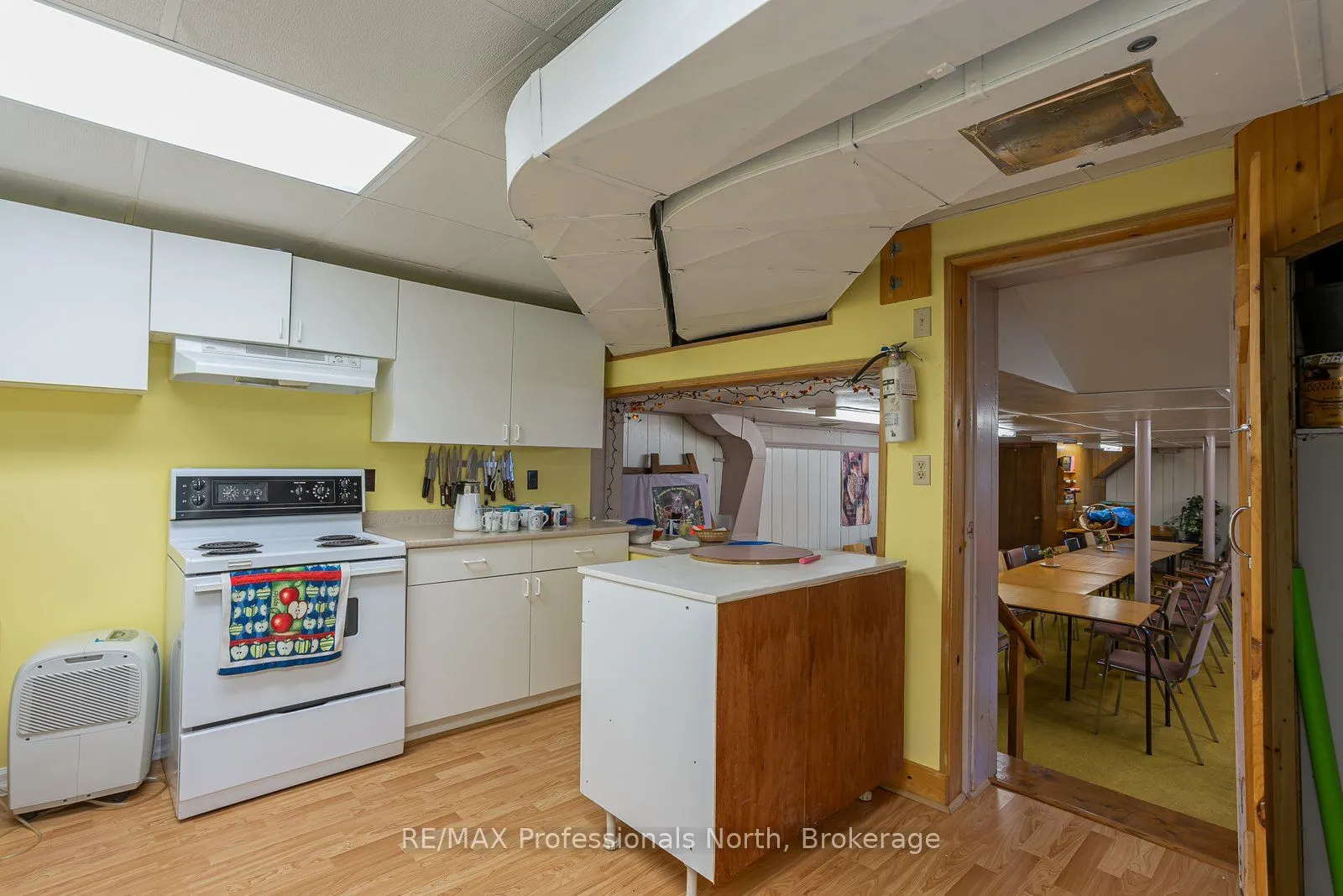 2319 Loop Road