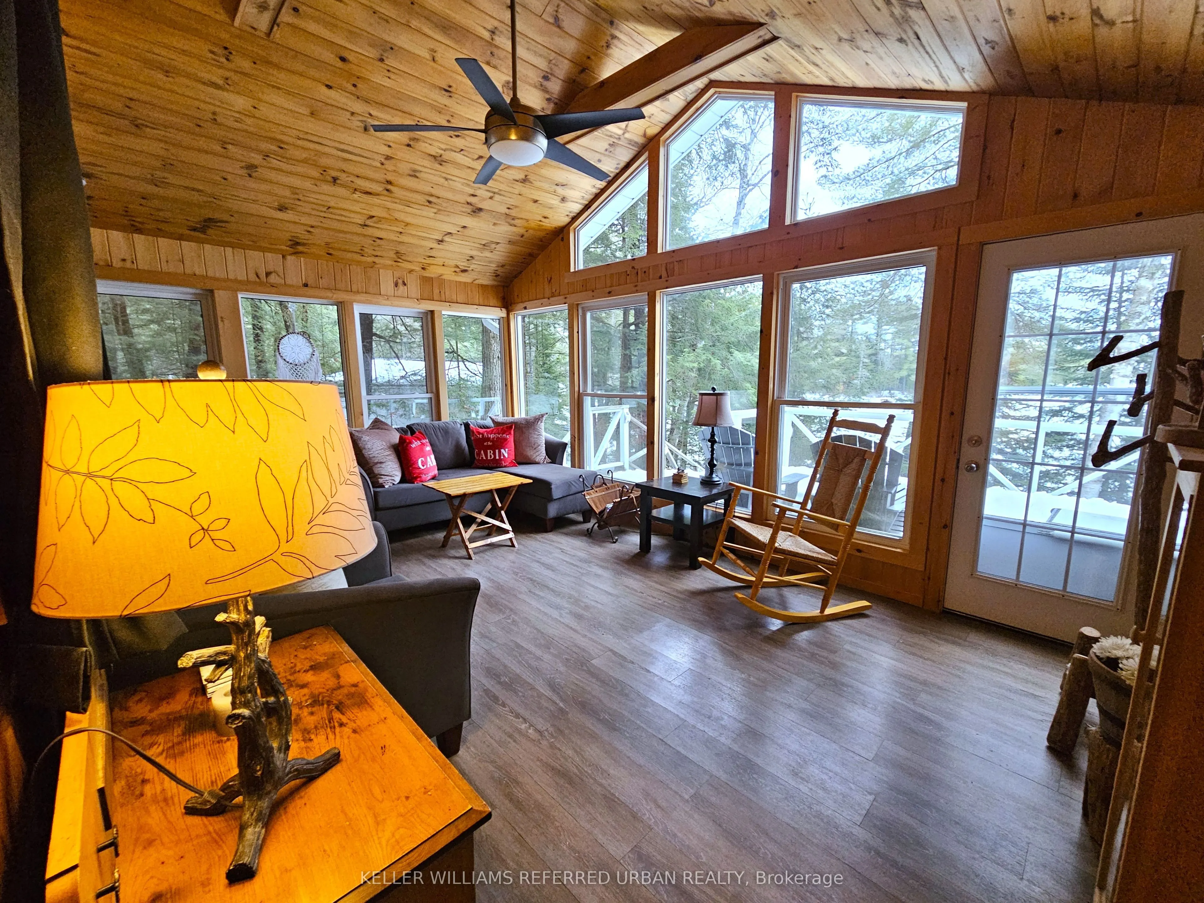 1118 Pine Lake Shores