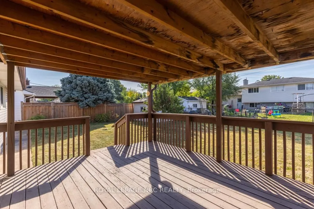 10 Ridgeview Avenue