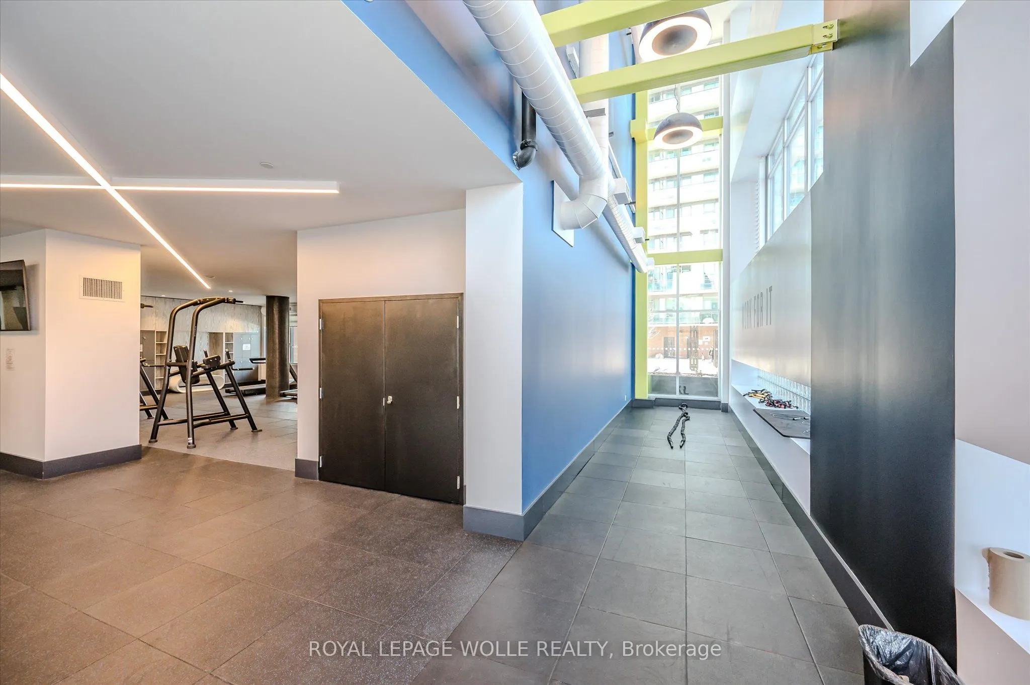 85 Duke Street W #1707