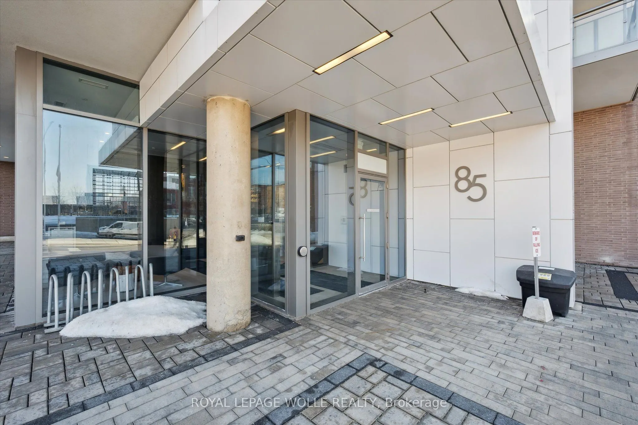 85 Duke Street W #1707