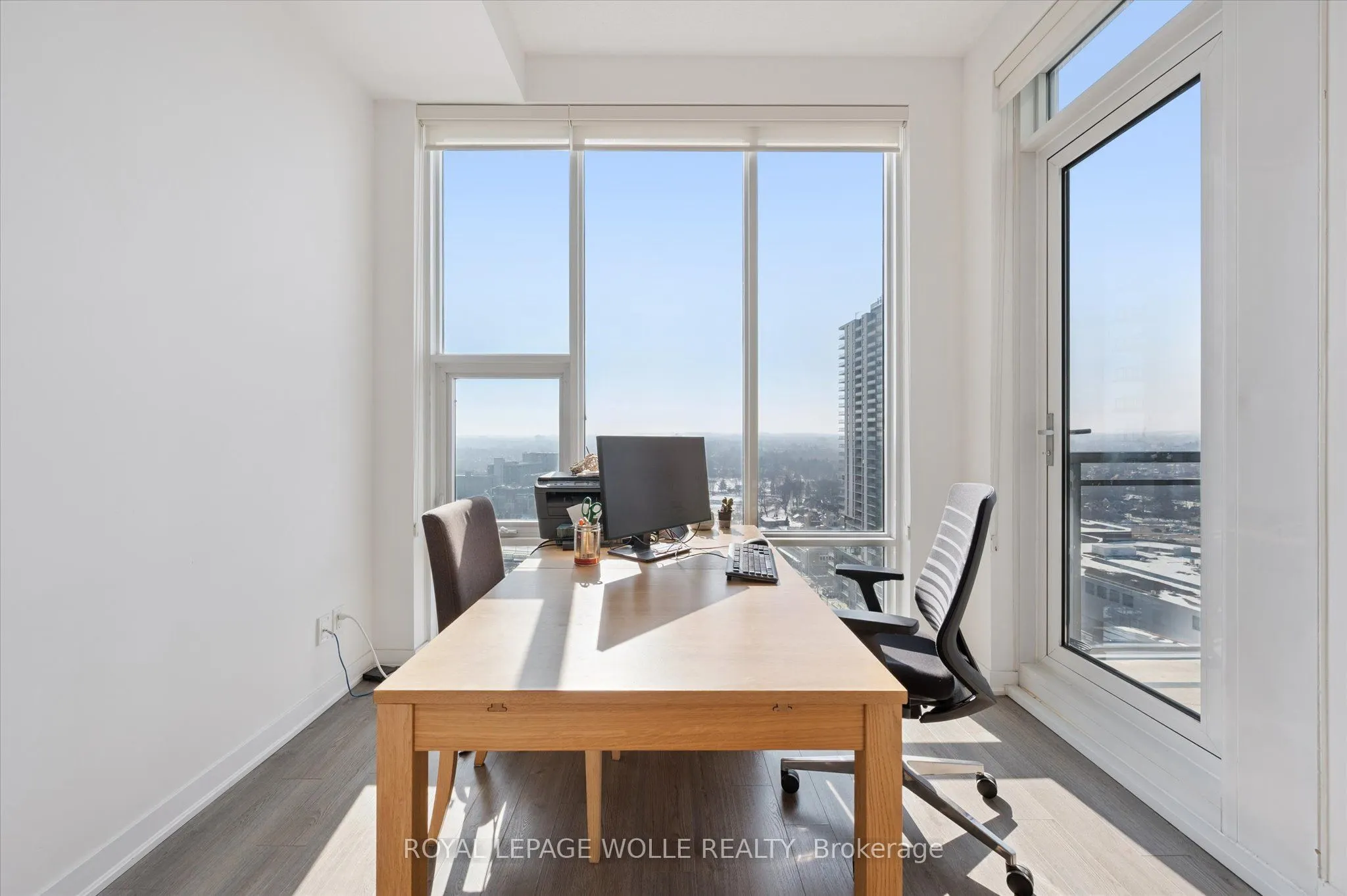 85 Duke Street W #1707