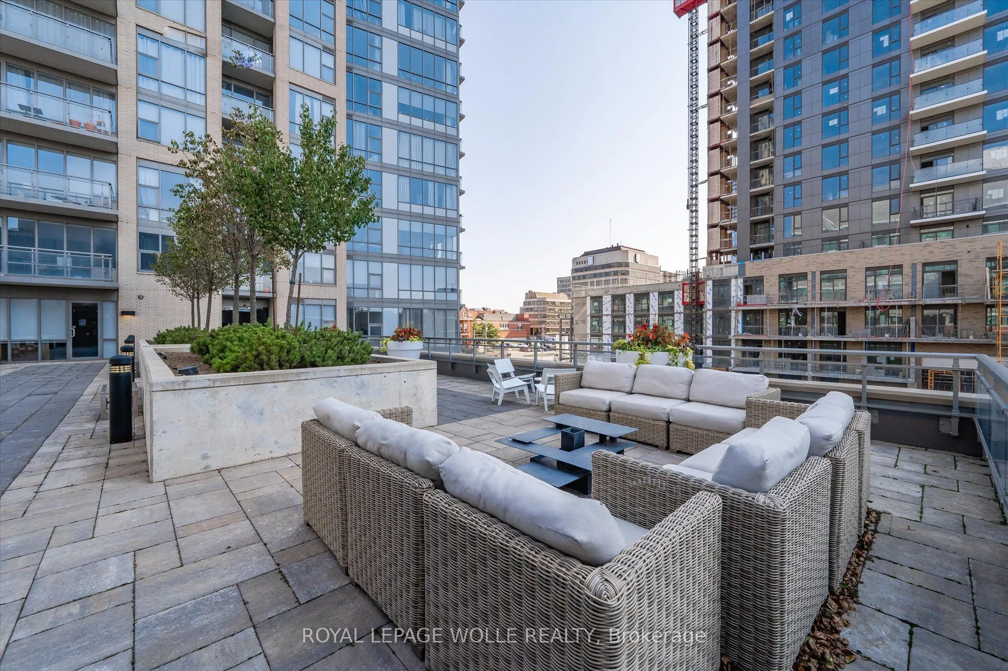85 Duke Street W #1707